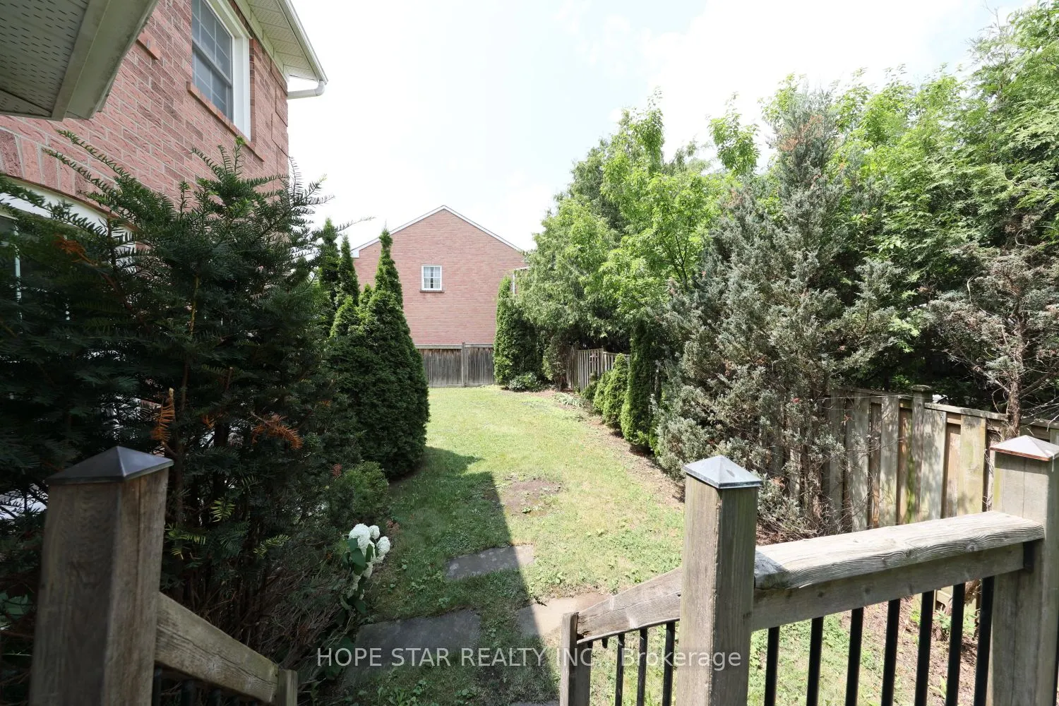 26 Ferndell Circle