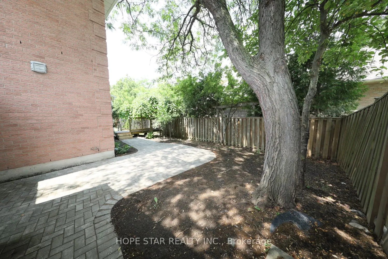 26 Ferndell Circle