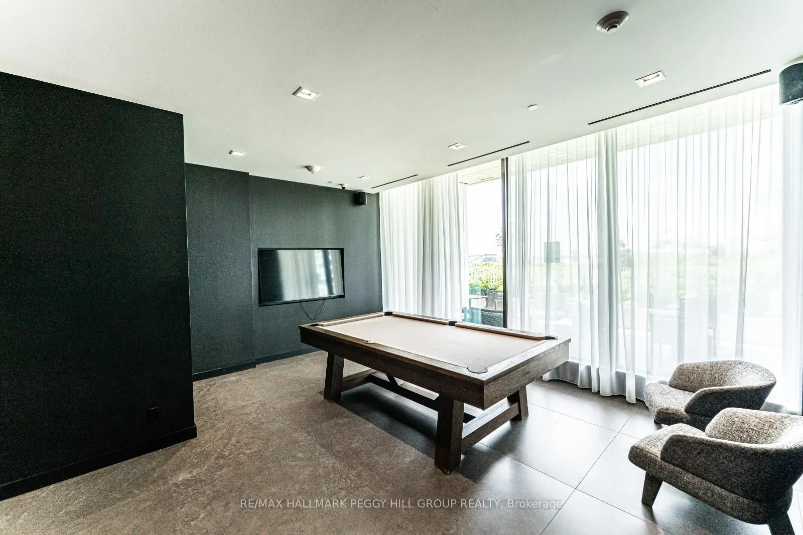 5 Buttermill Avenue, #PH05