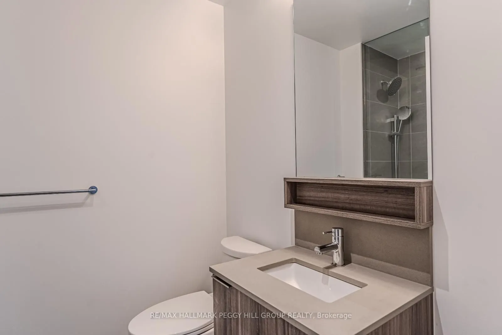 5 Buttermill Avenue, #PH05