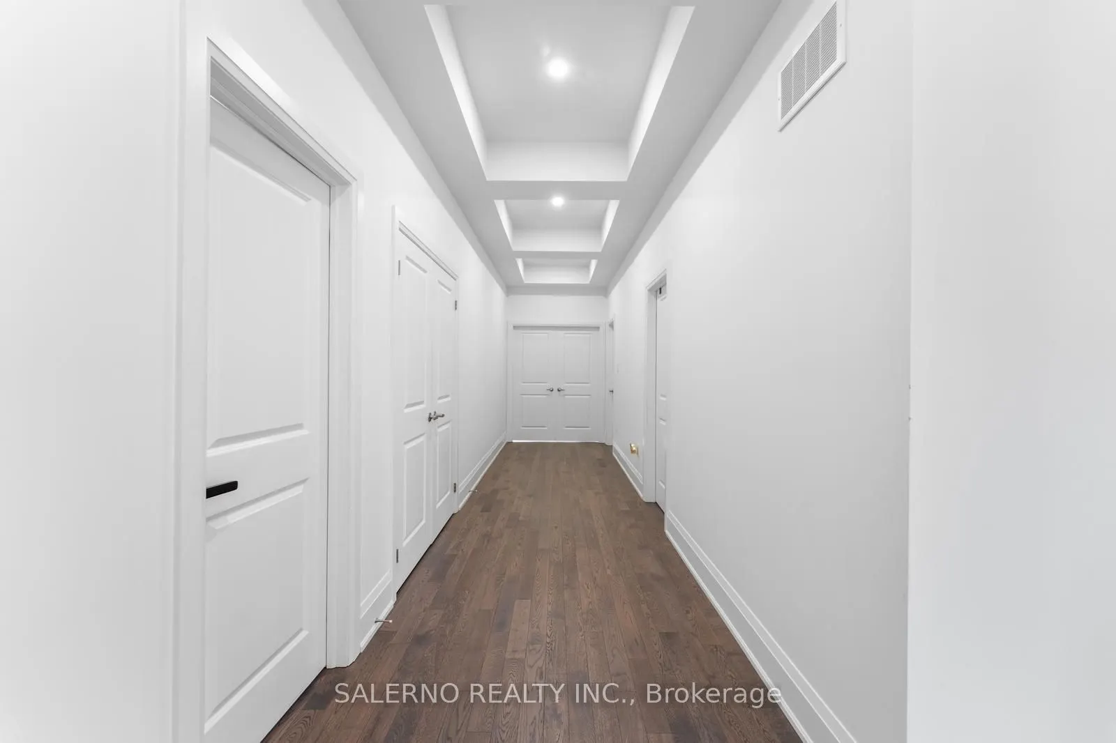 530 Kleinburg Summit Way