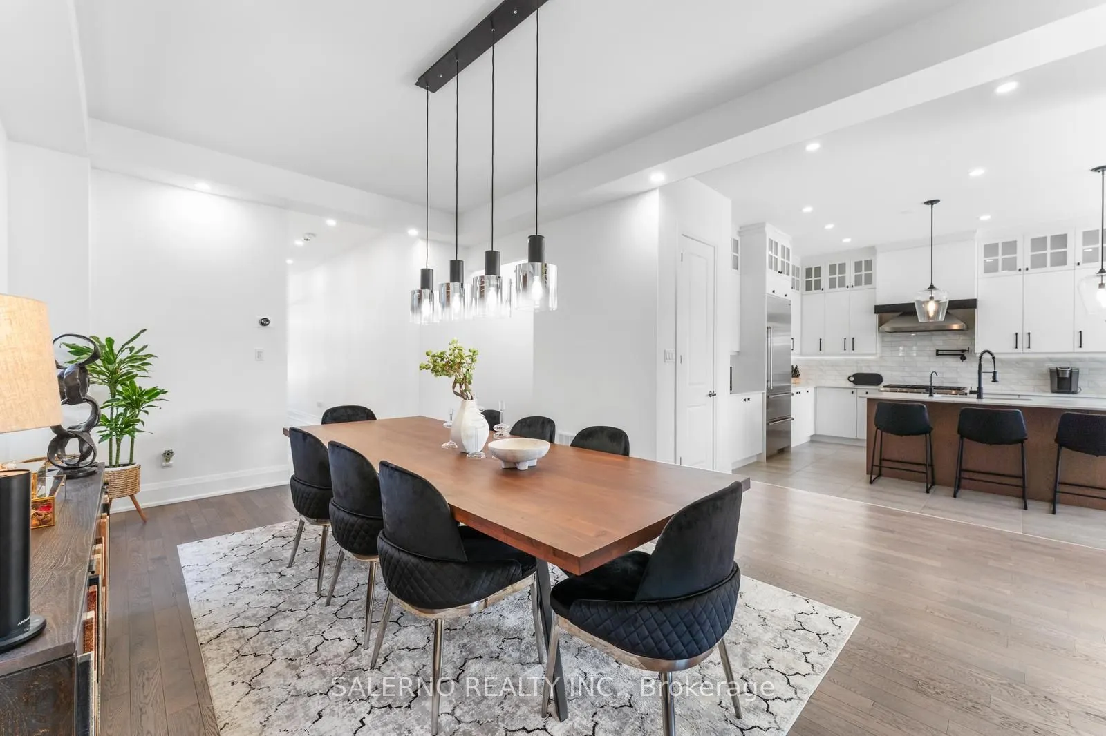 530 Kleinburg Summit Way