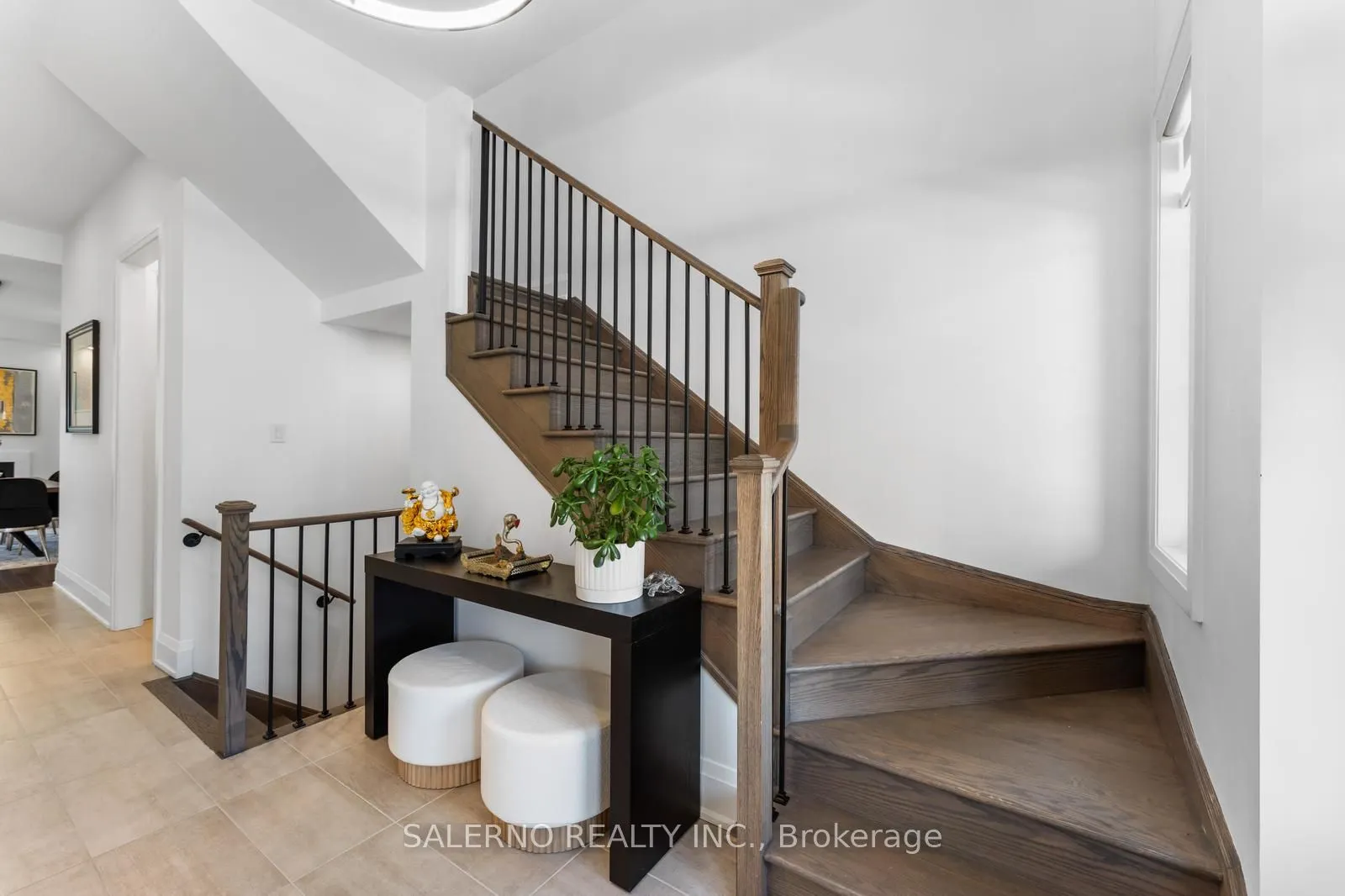 530 Kleinburg Summit Way