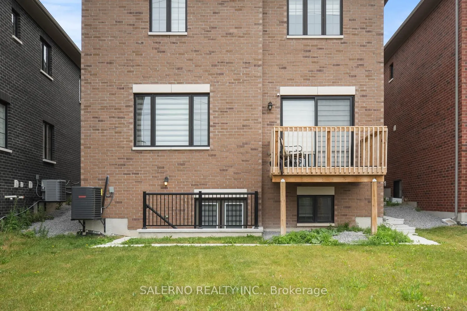 530 Kleinburg Summit Way