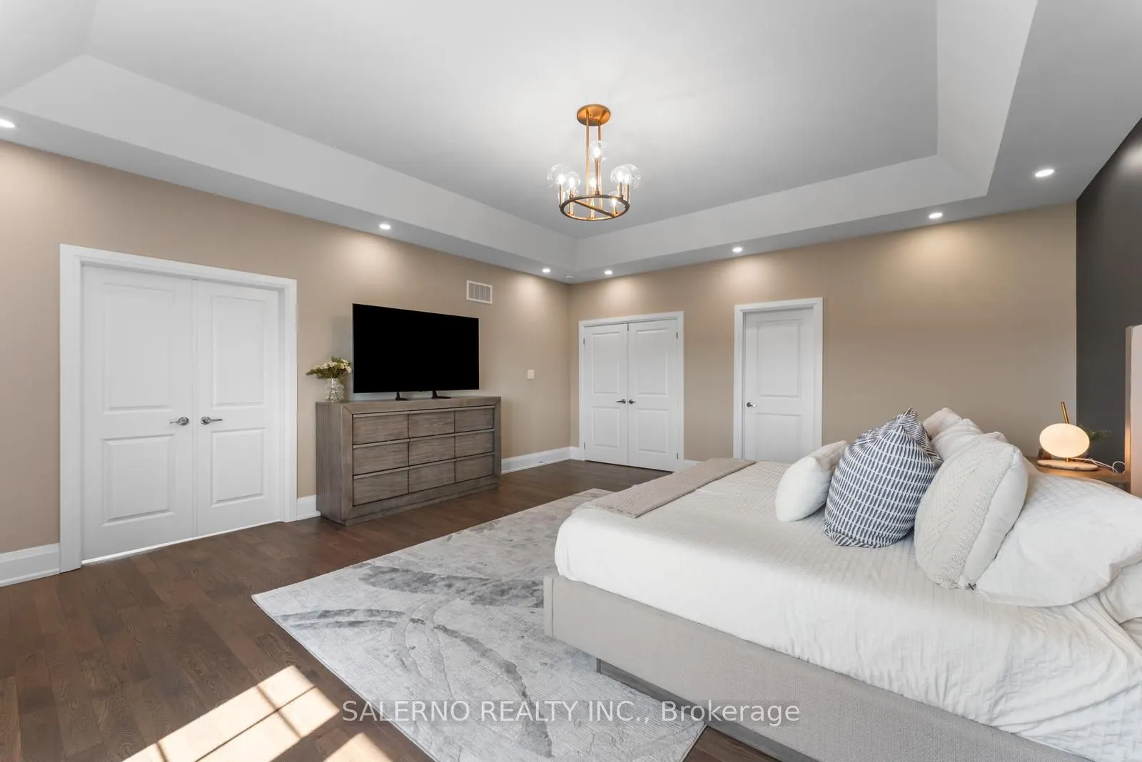 530 Kleinburg Summit Way