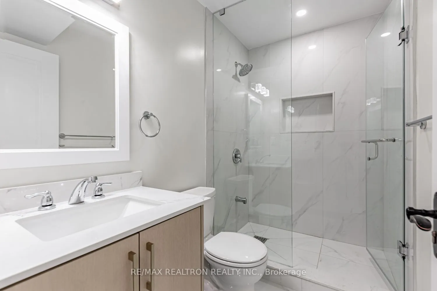 216 Boake Trail