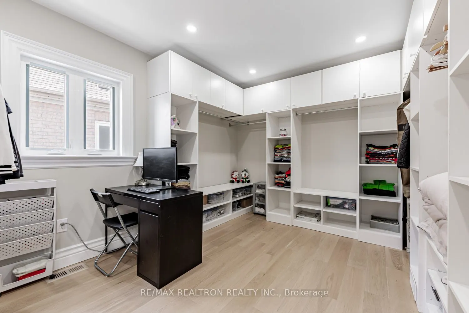 216 Boake Trail