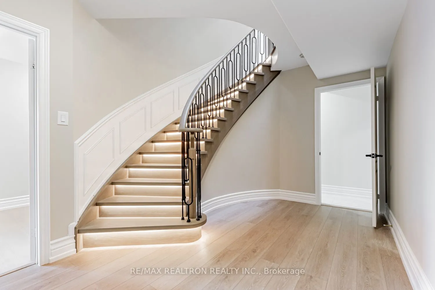 216 Boake Trail