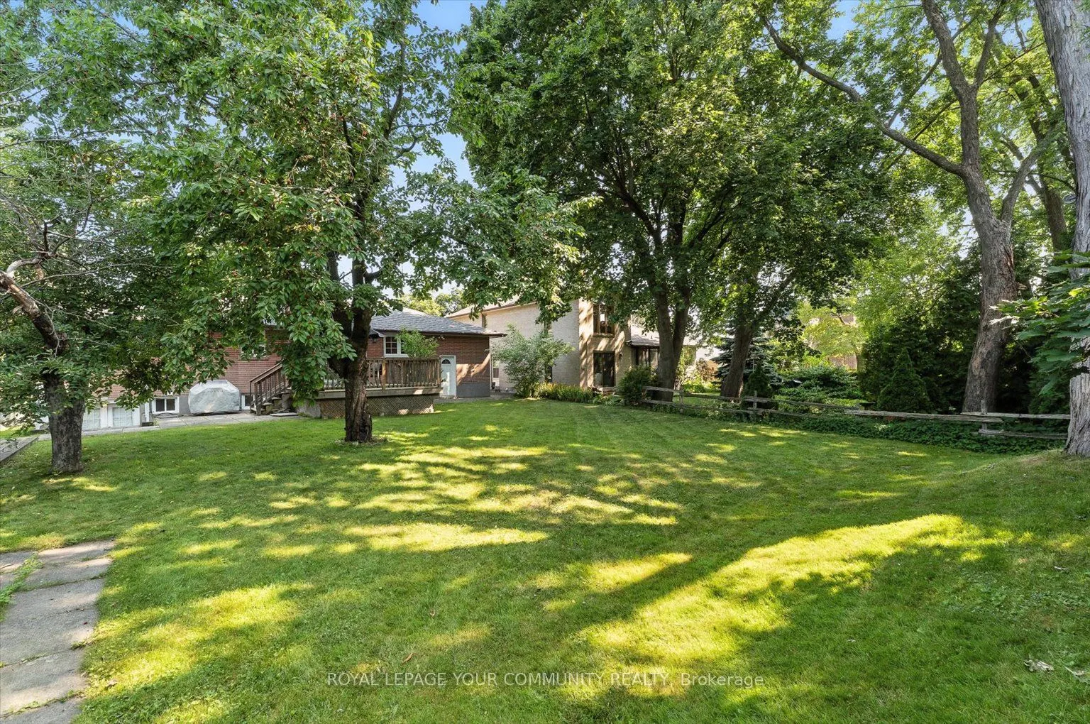 19 Weller Crescent