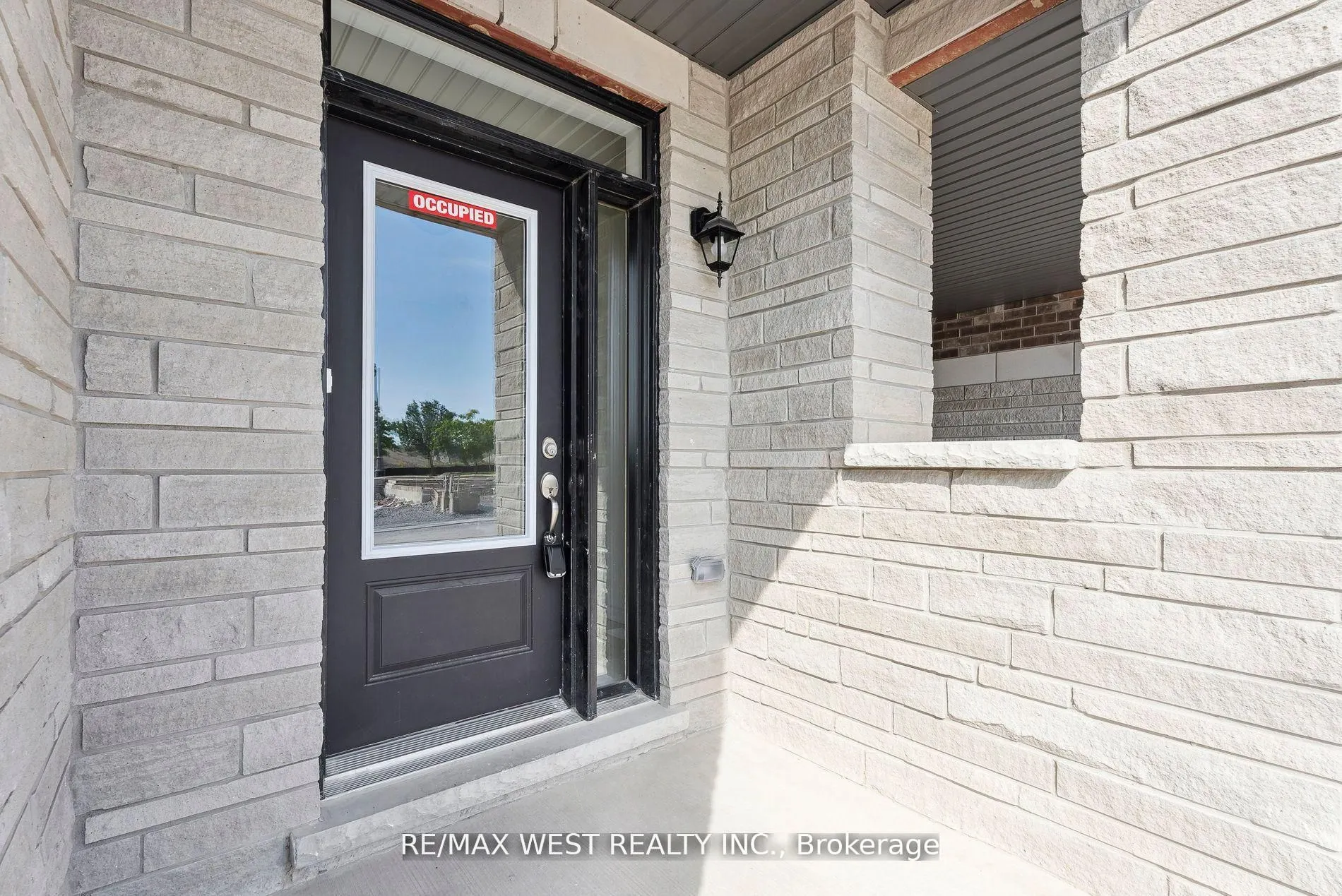 149 Blick Crescent