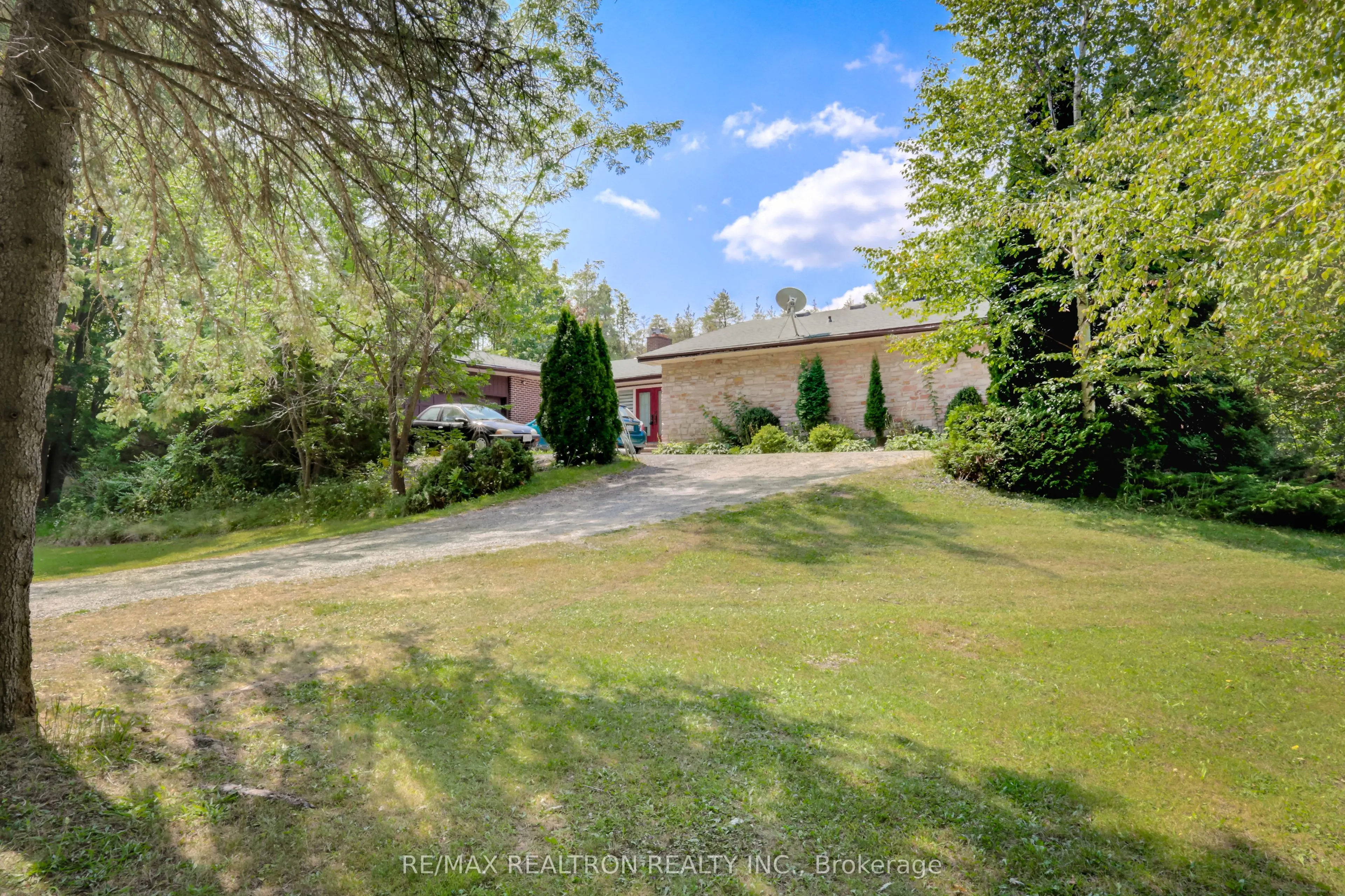 22284 Kennedy Road