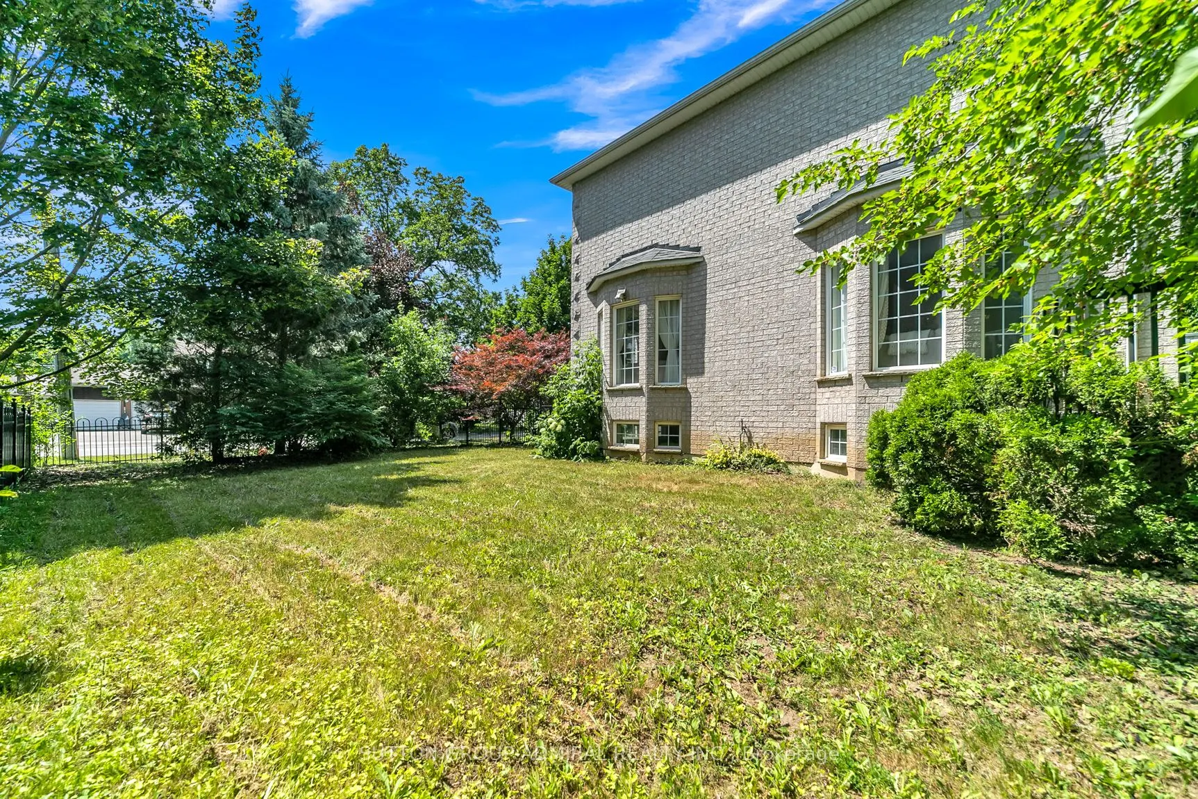 49 Pearson Avenue