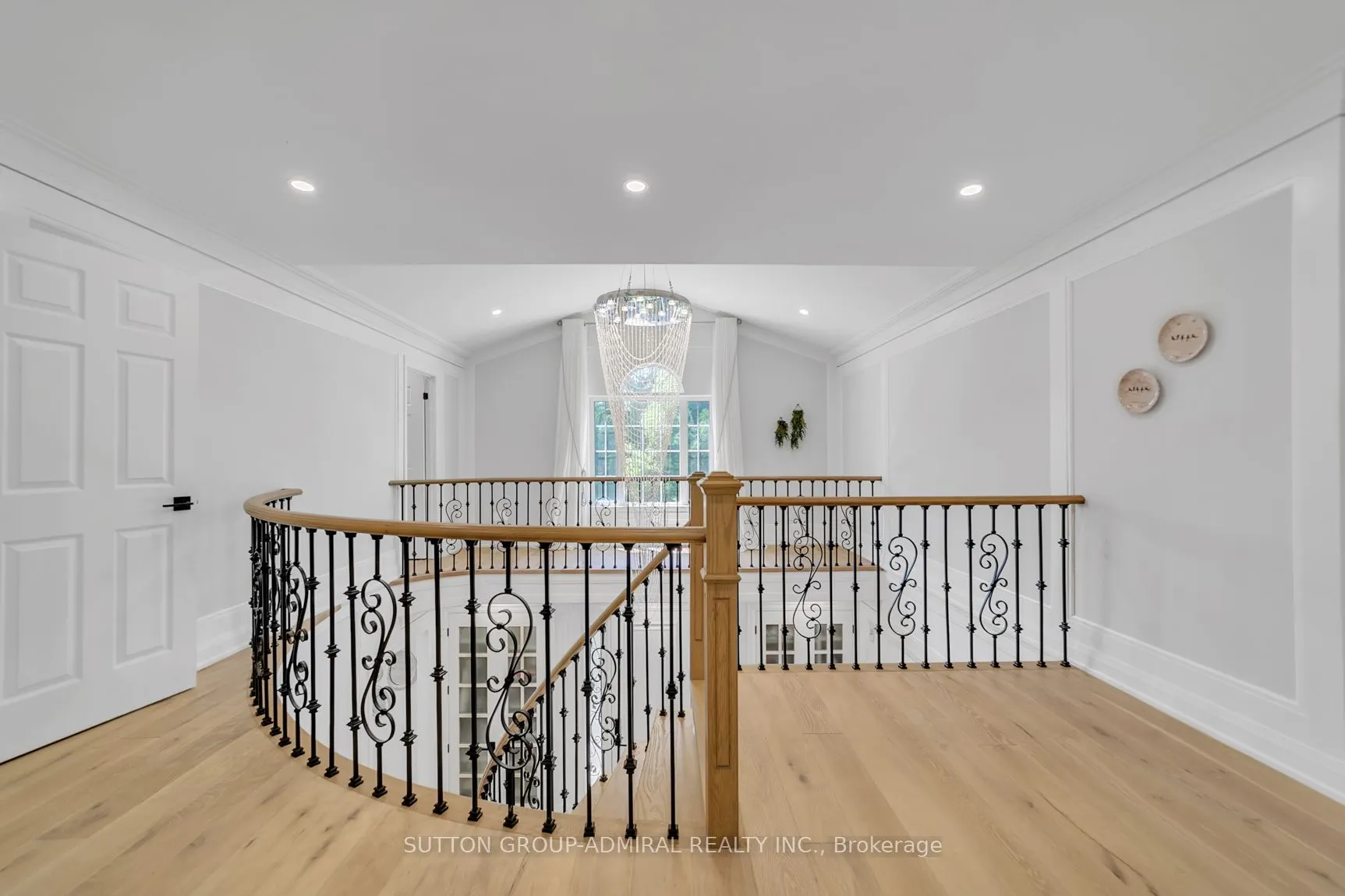 49 Pearson Avenue