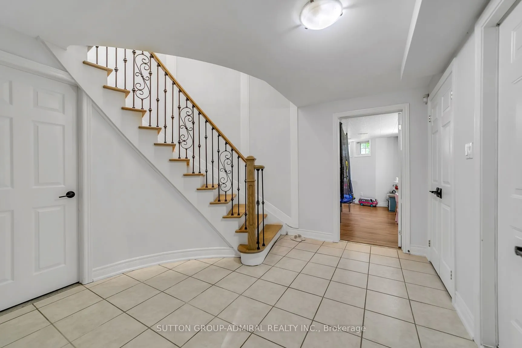 49 Pearson Avenue
