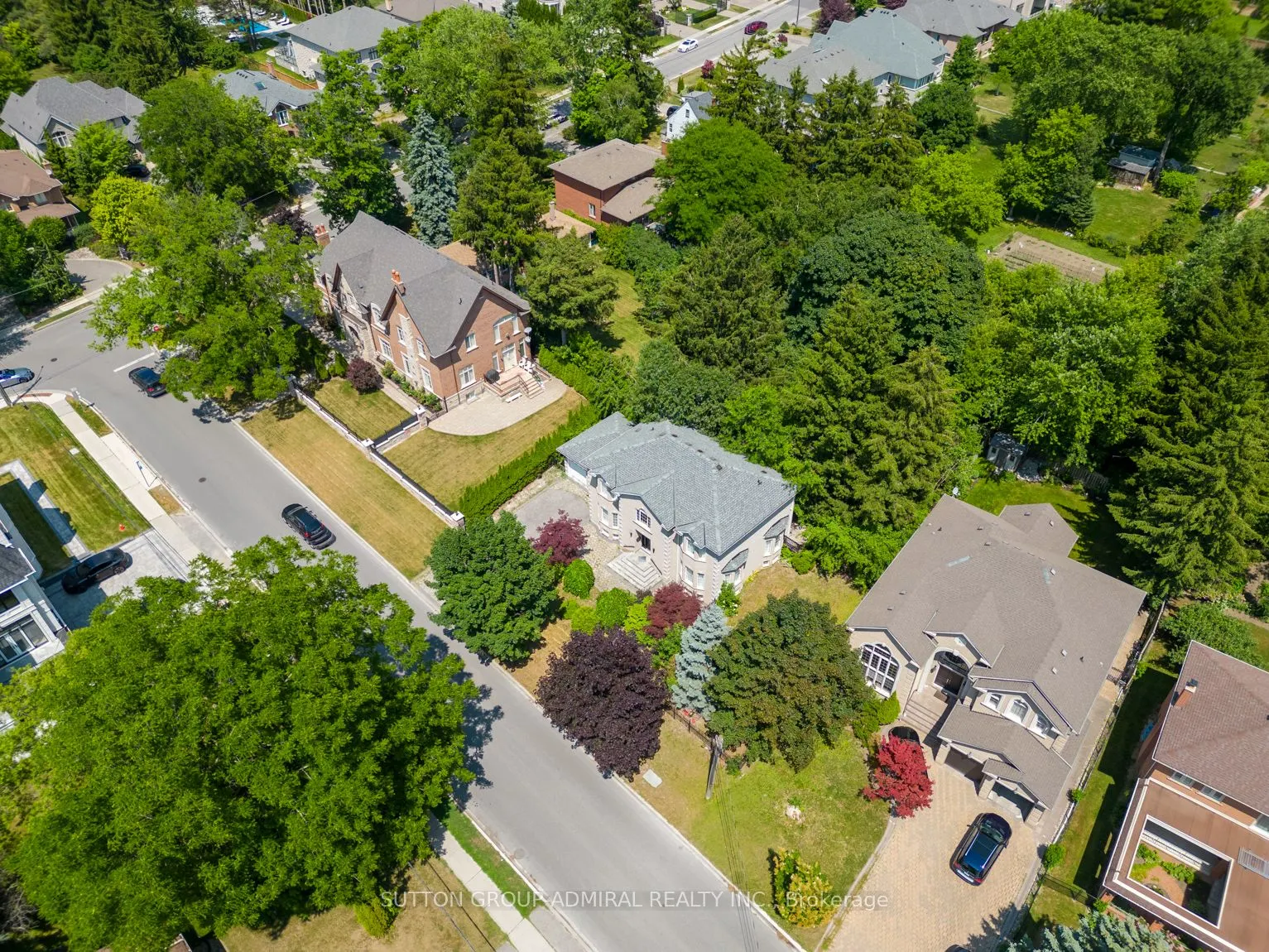 49 Pearson Avenue