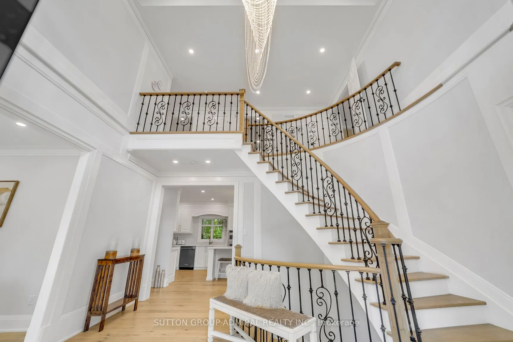 49 Pearson Avenue