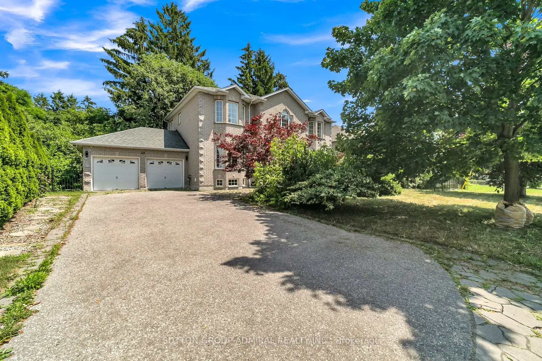49 Pearson Avenue