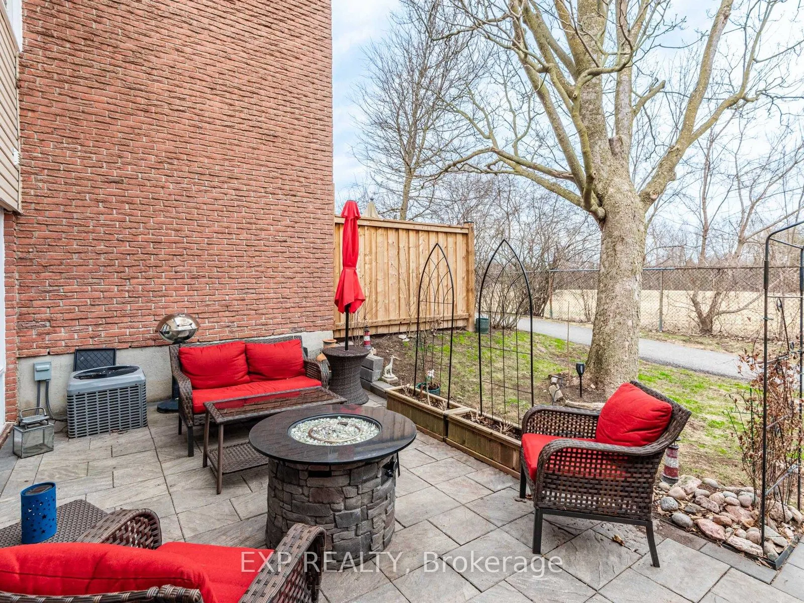 219 Milestone Crescent, #117