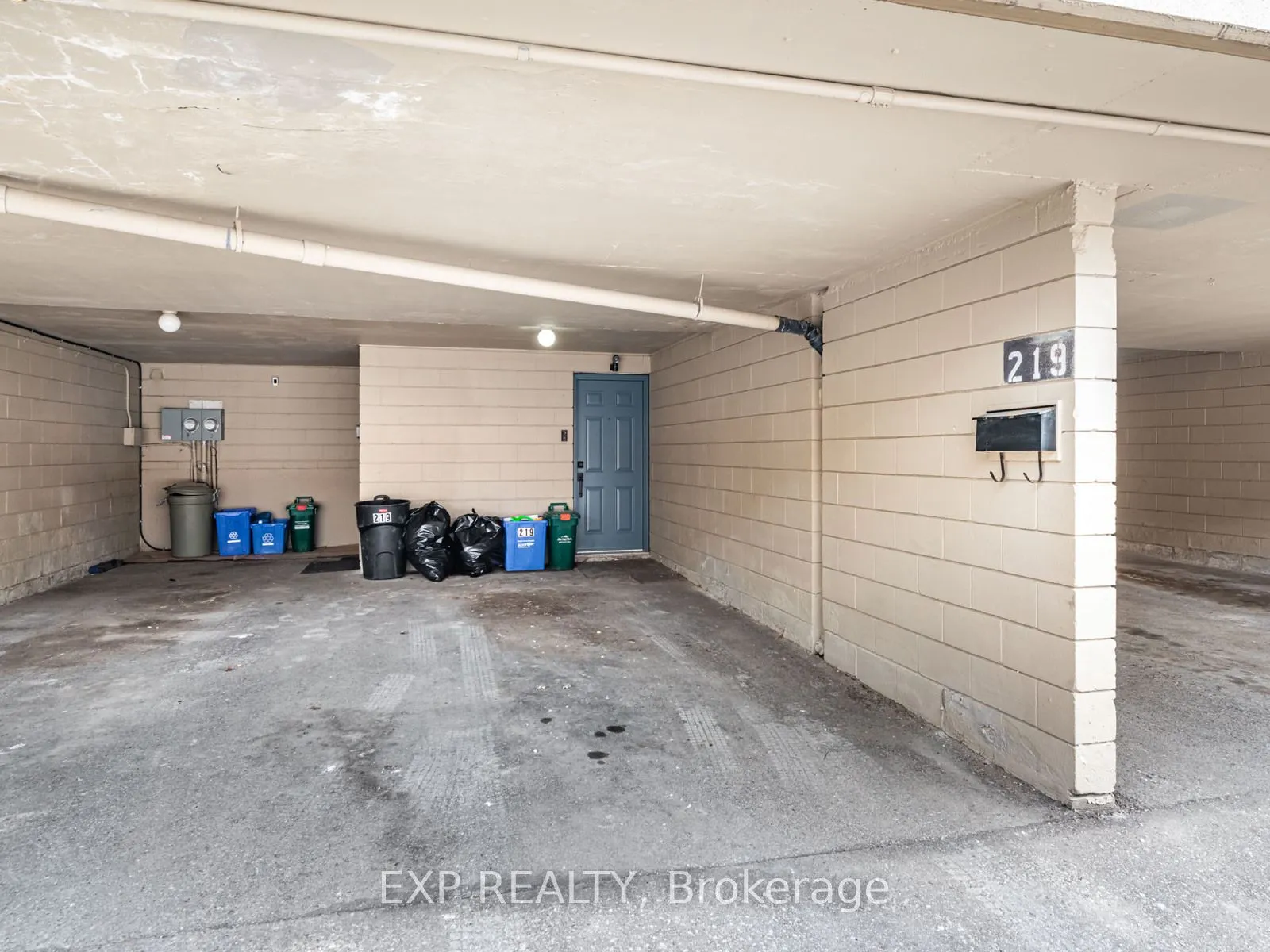 219 Milestone Crescent, #117