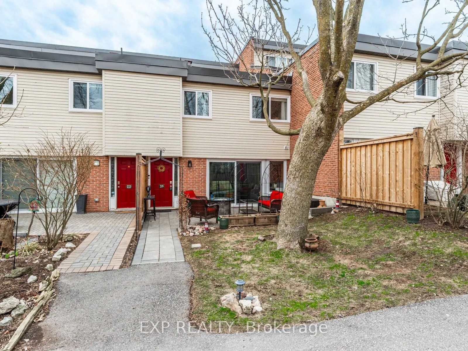 219 Milestone Crescent, #117