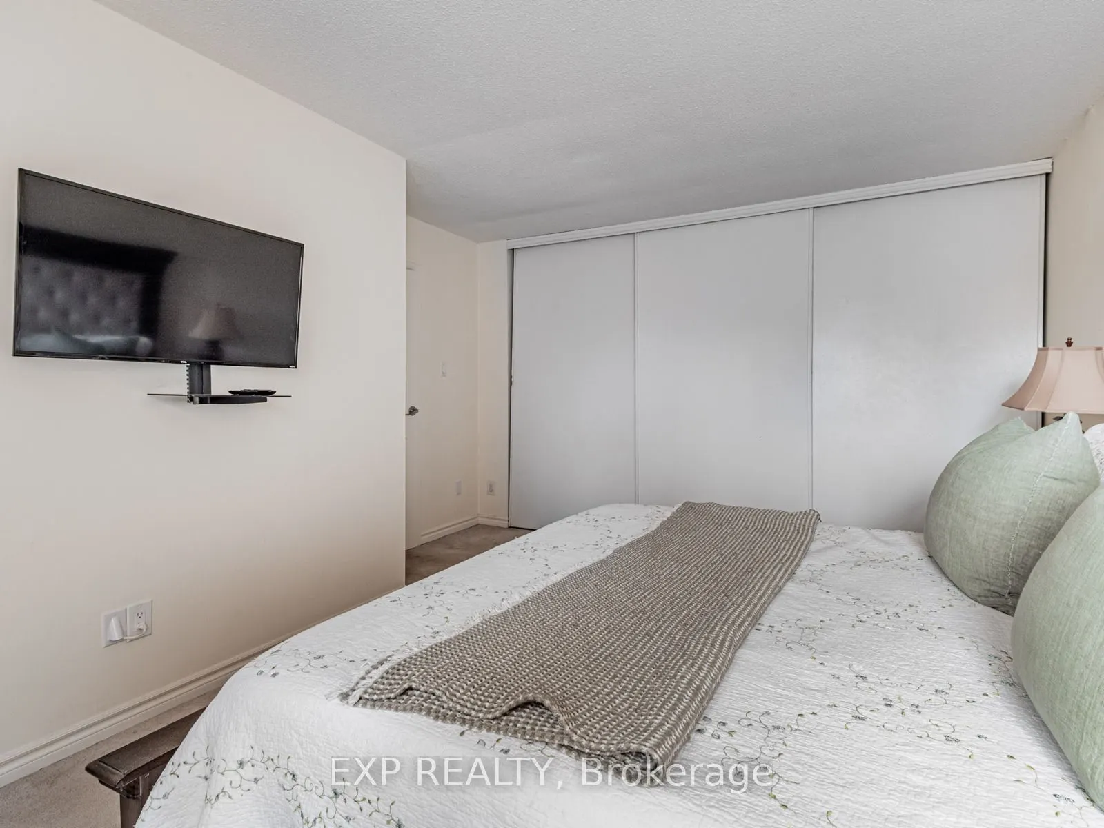 219 Milestone Crescent, #117