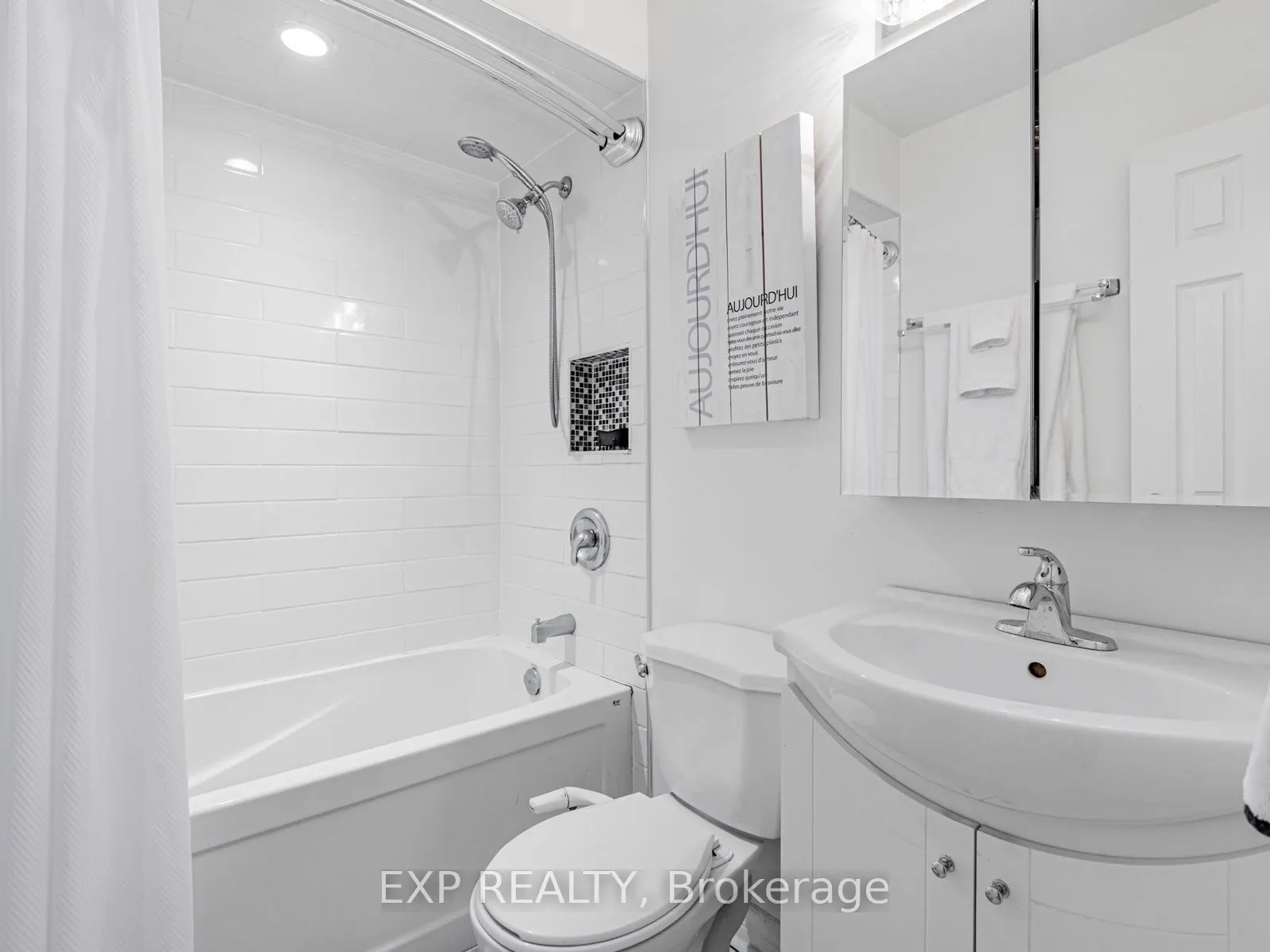 219 Milestone Crescent, #117