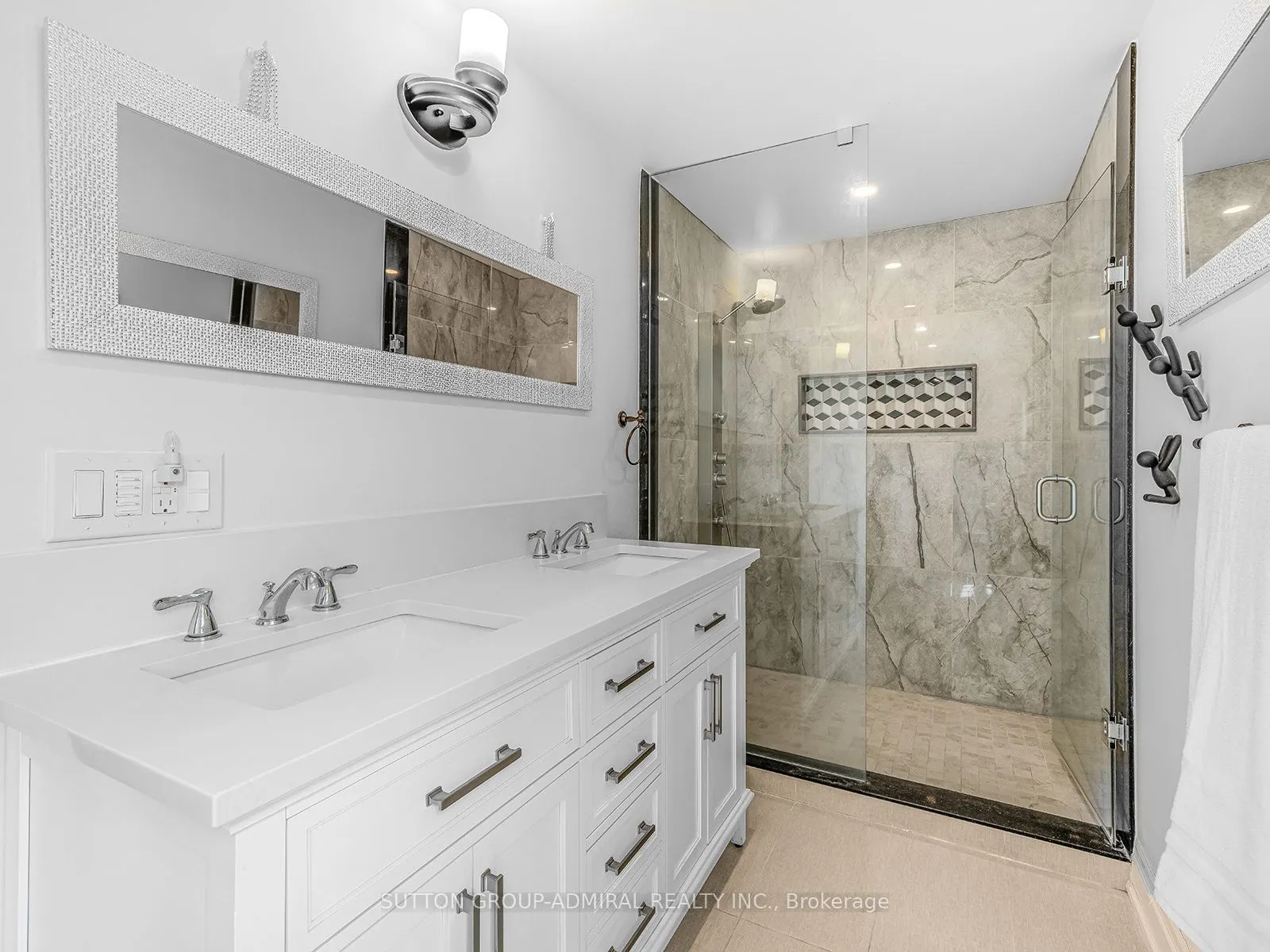 263 Crossland Gate