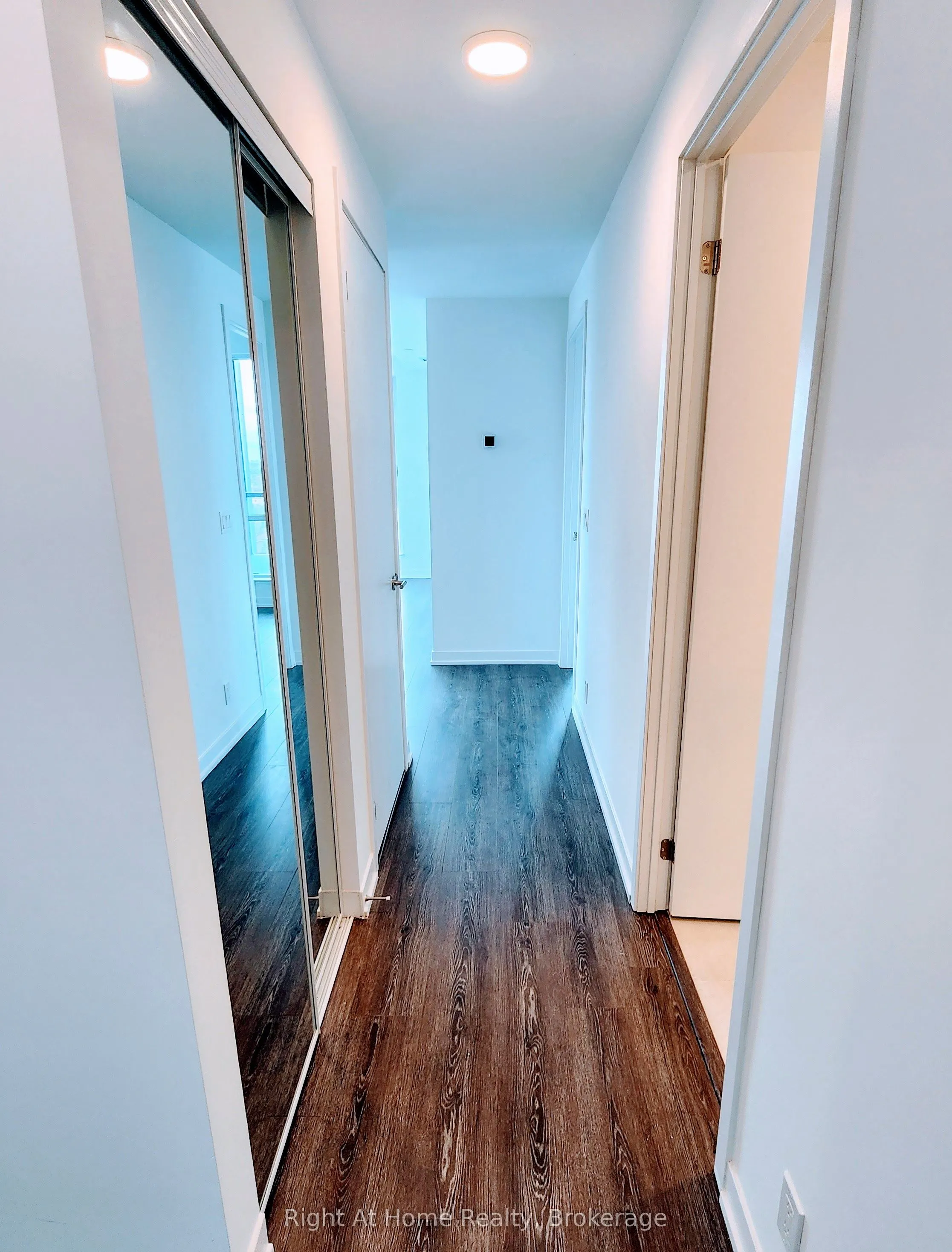 7950 BATHURST Street, #1204