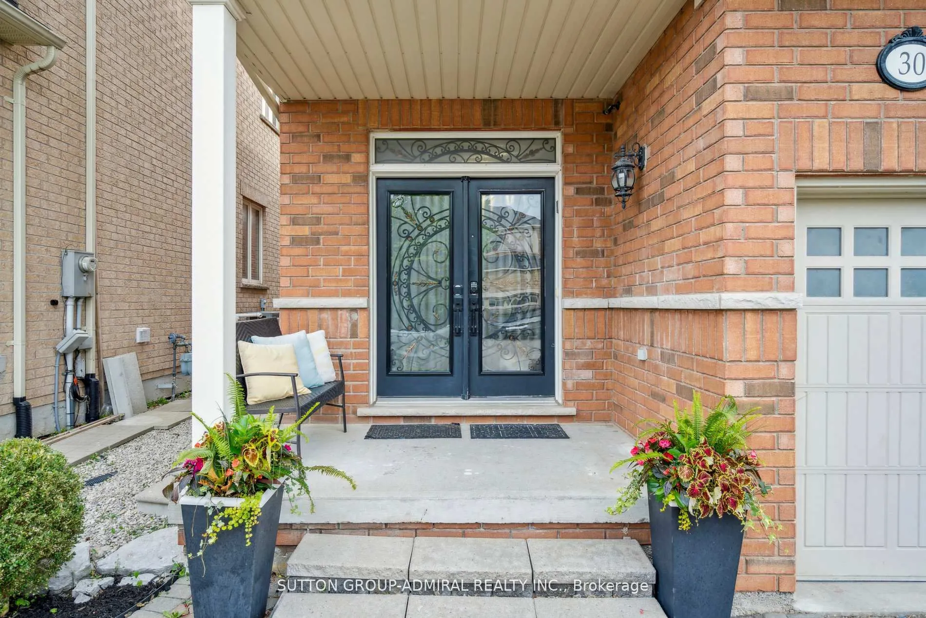 30 Blue Grouse Road