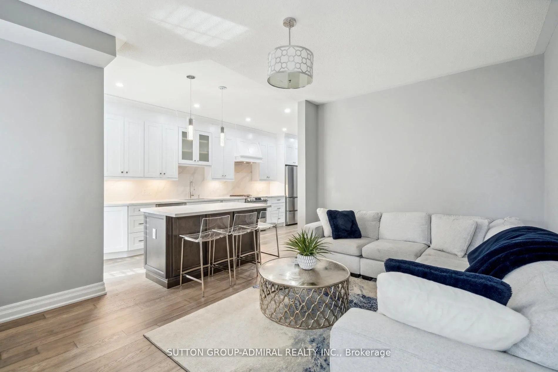 30 Blue Grouse Road