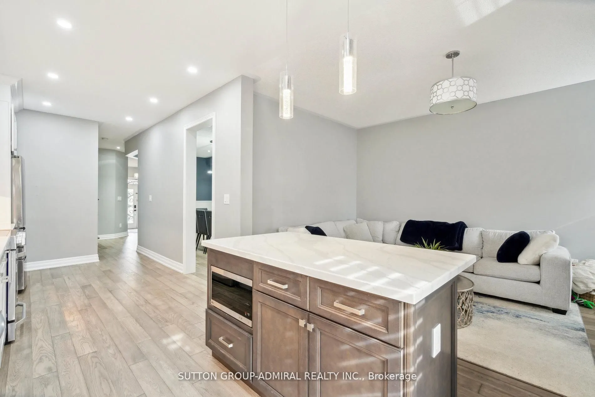 30 Blue Grouse Road