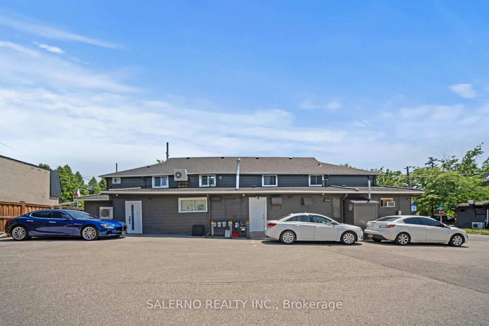 930 Lake Drive E