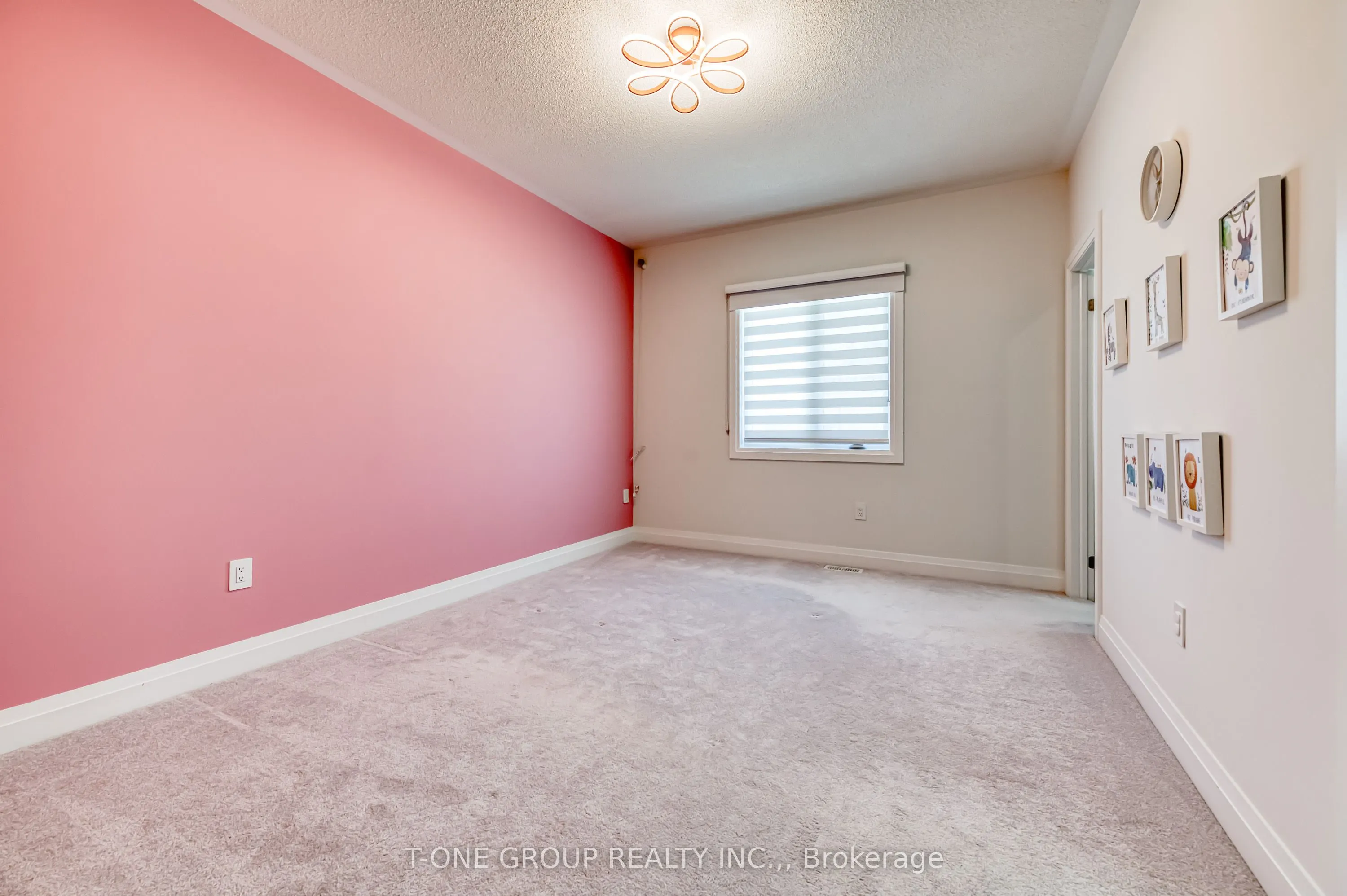 16 Longworth Avenue