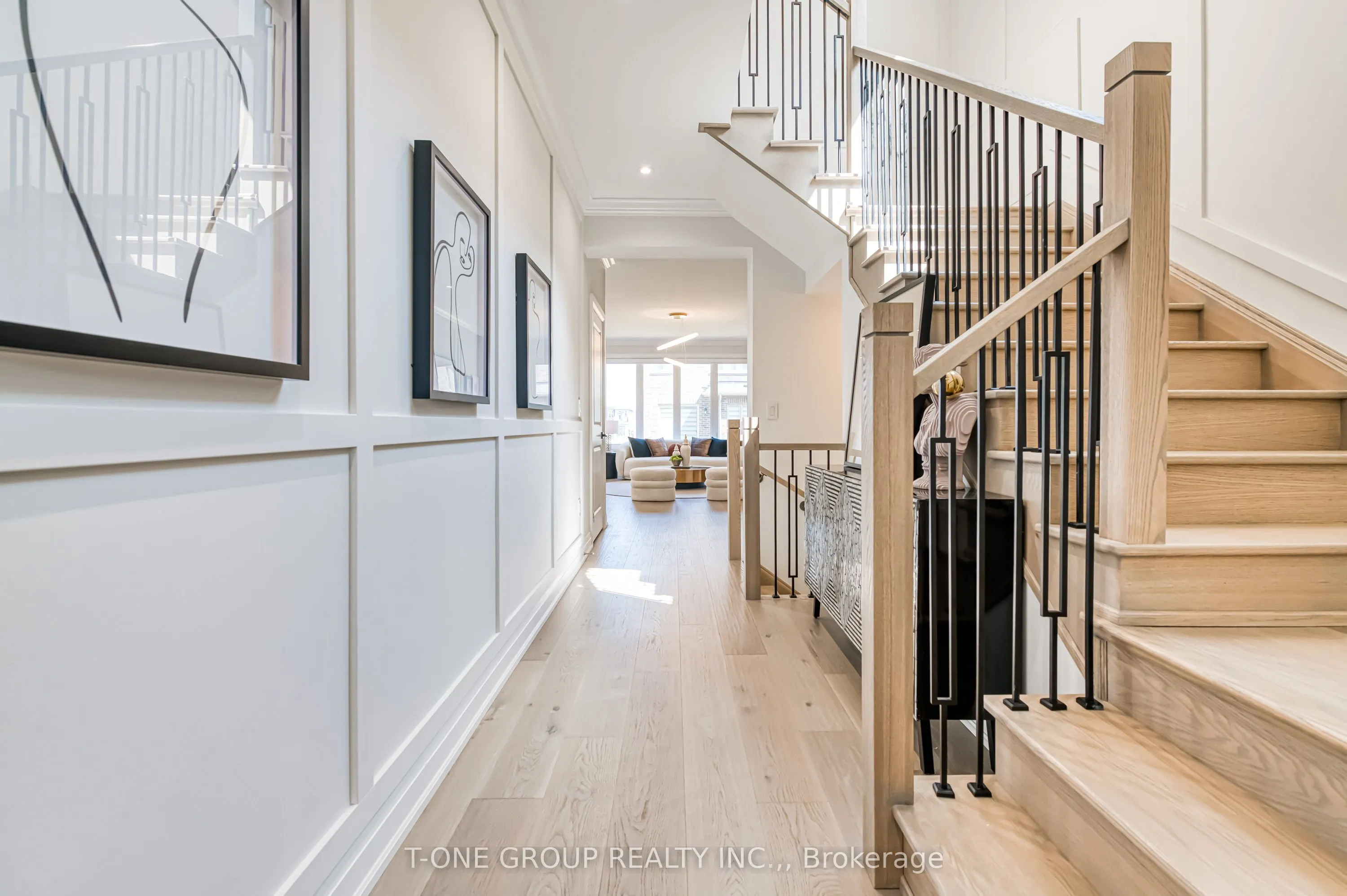 16 Longworth Avenue