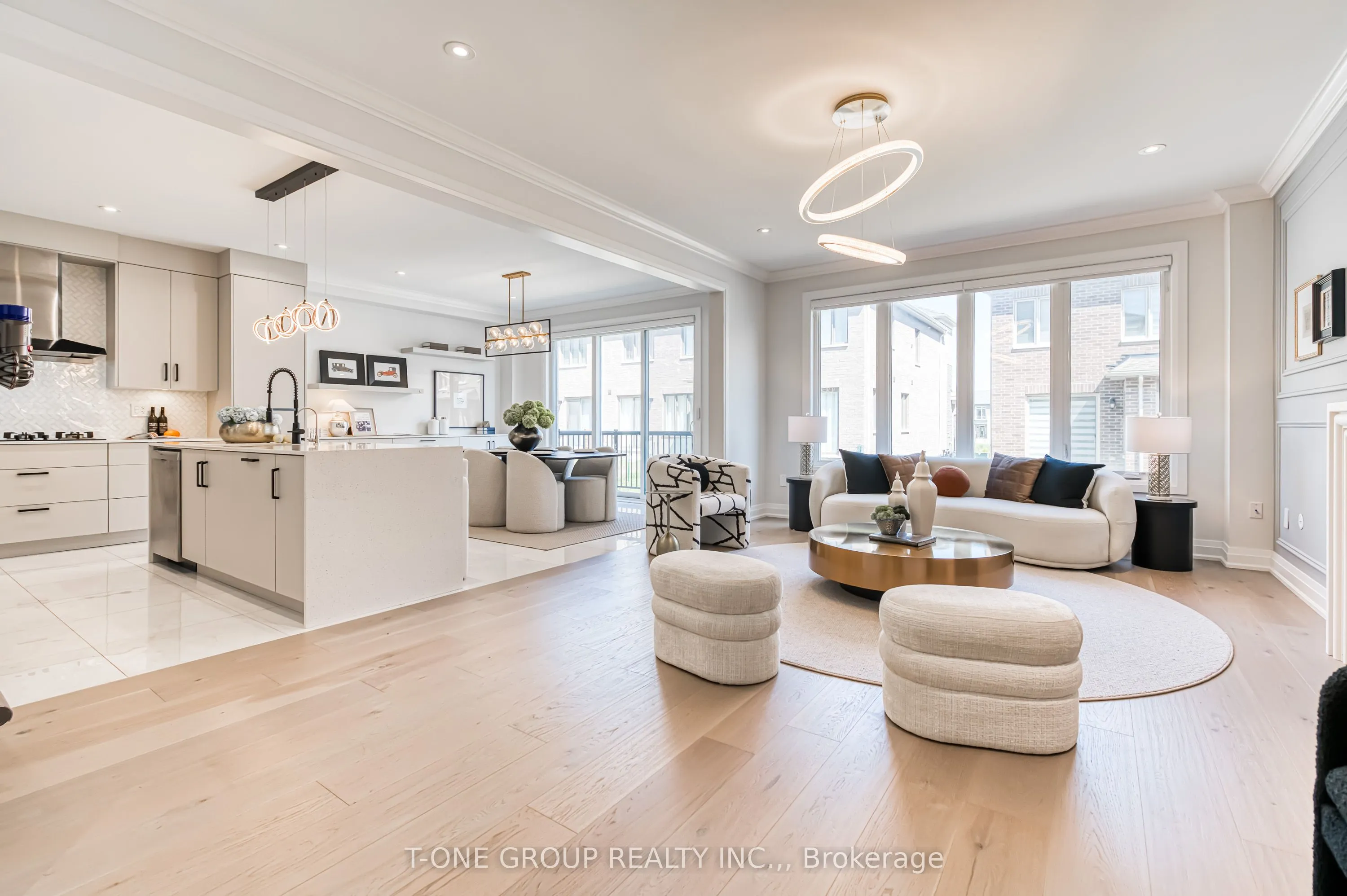 16 Longworth Avenue