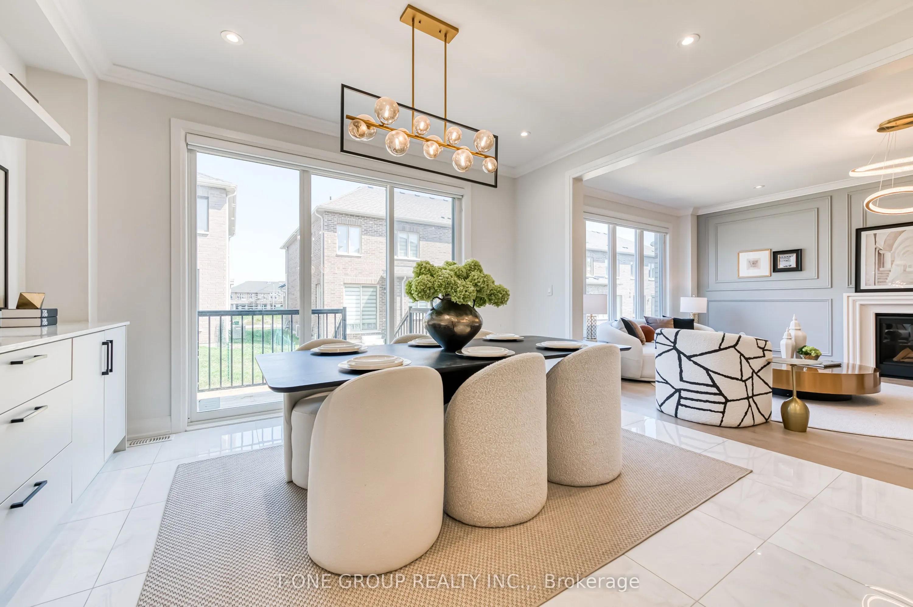 16 Longworth Avenue