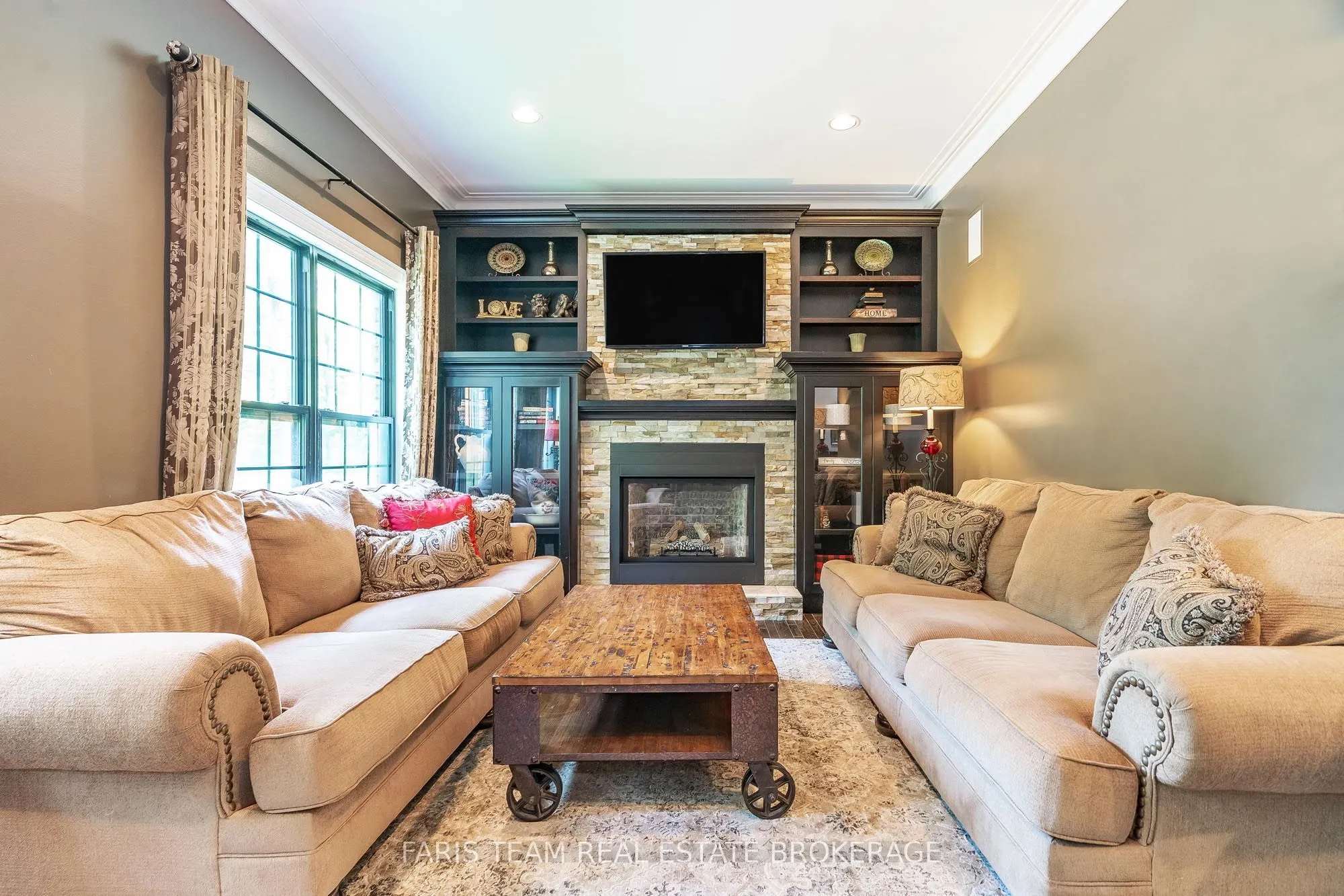 1826 Quantz Crescent