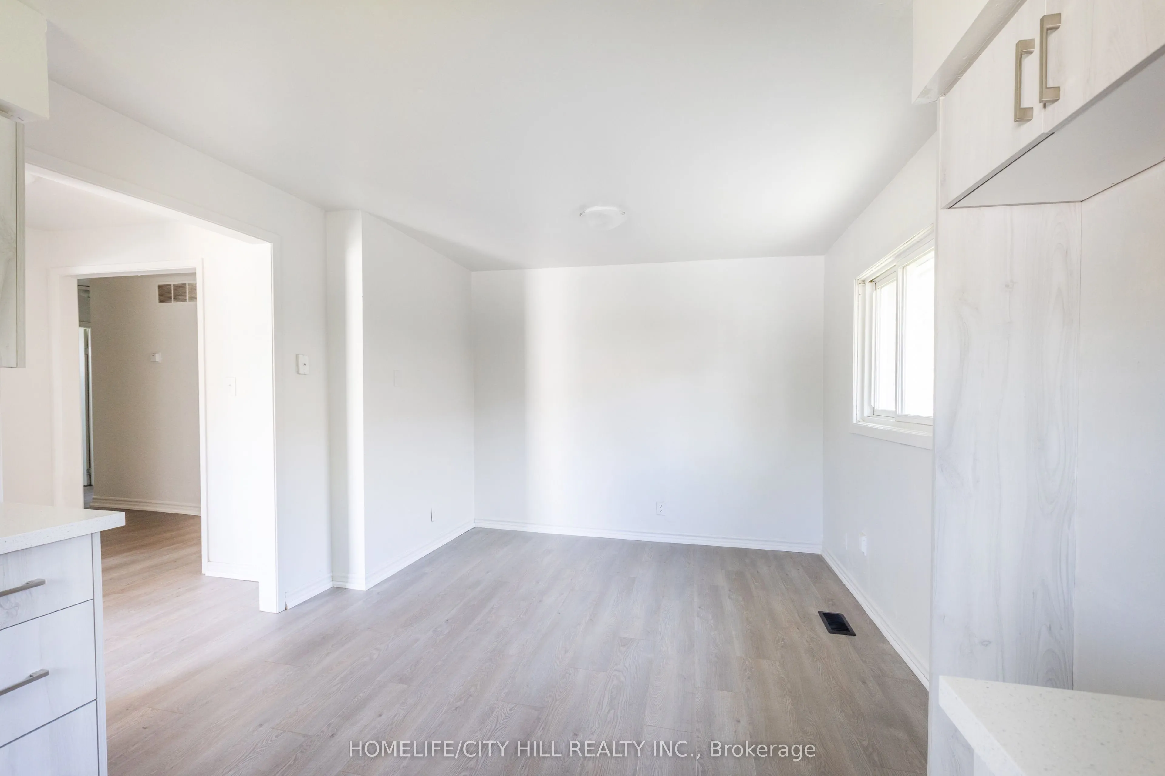 347 Hollywood Drive