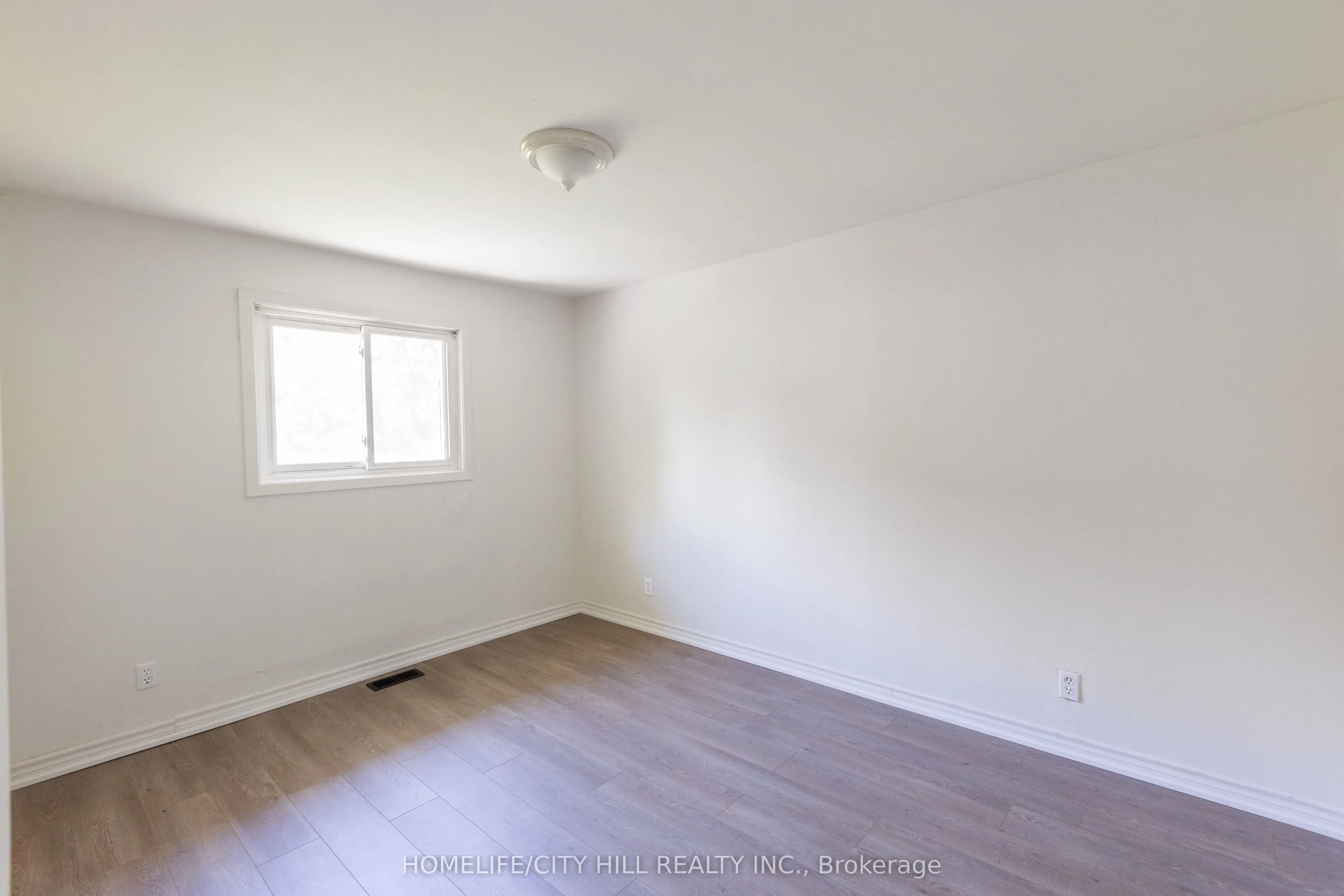 347 Hollywood Drive