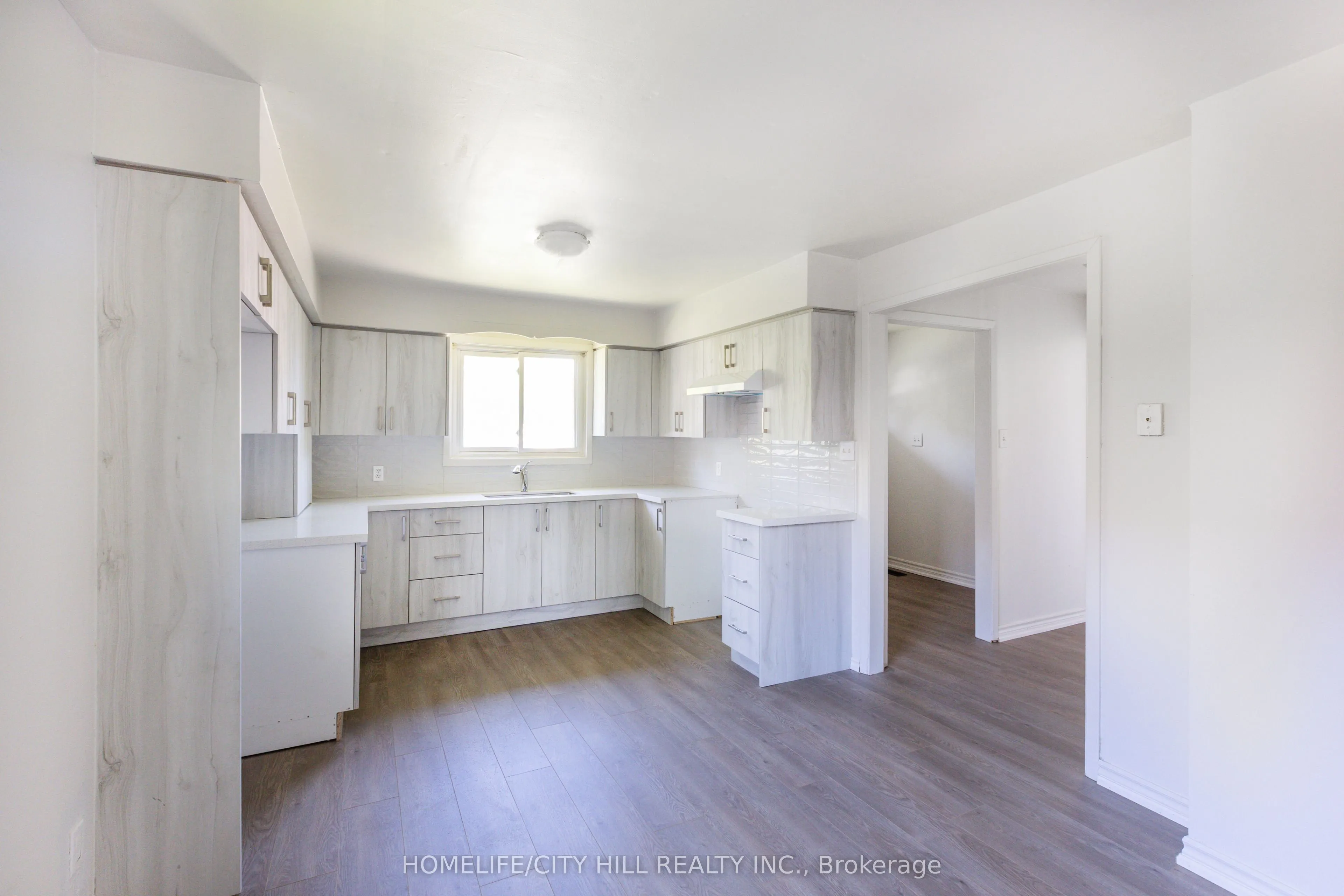 347 Hollywood Drive