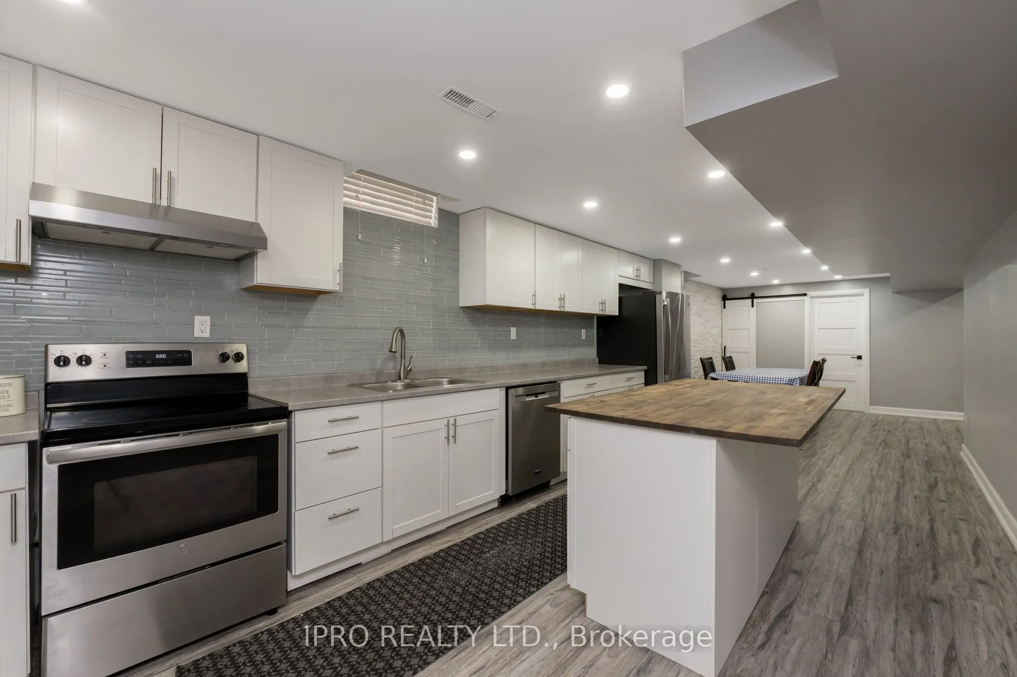 108 Zinnia Place