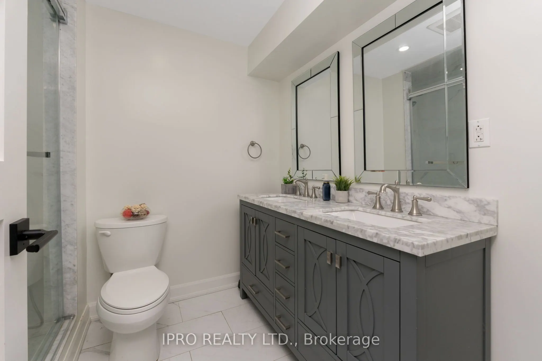 108 Zinnia Place