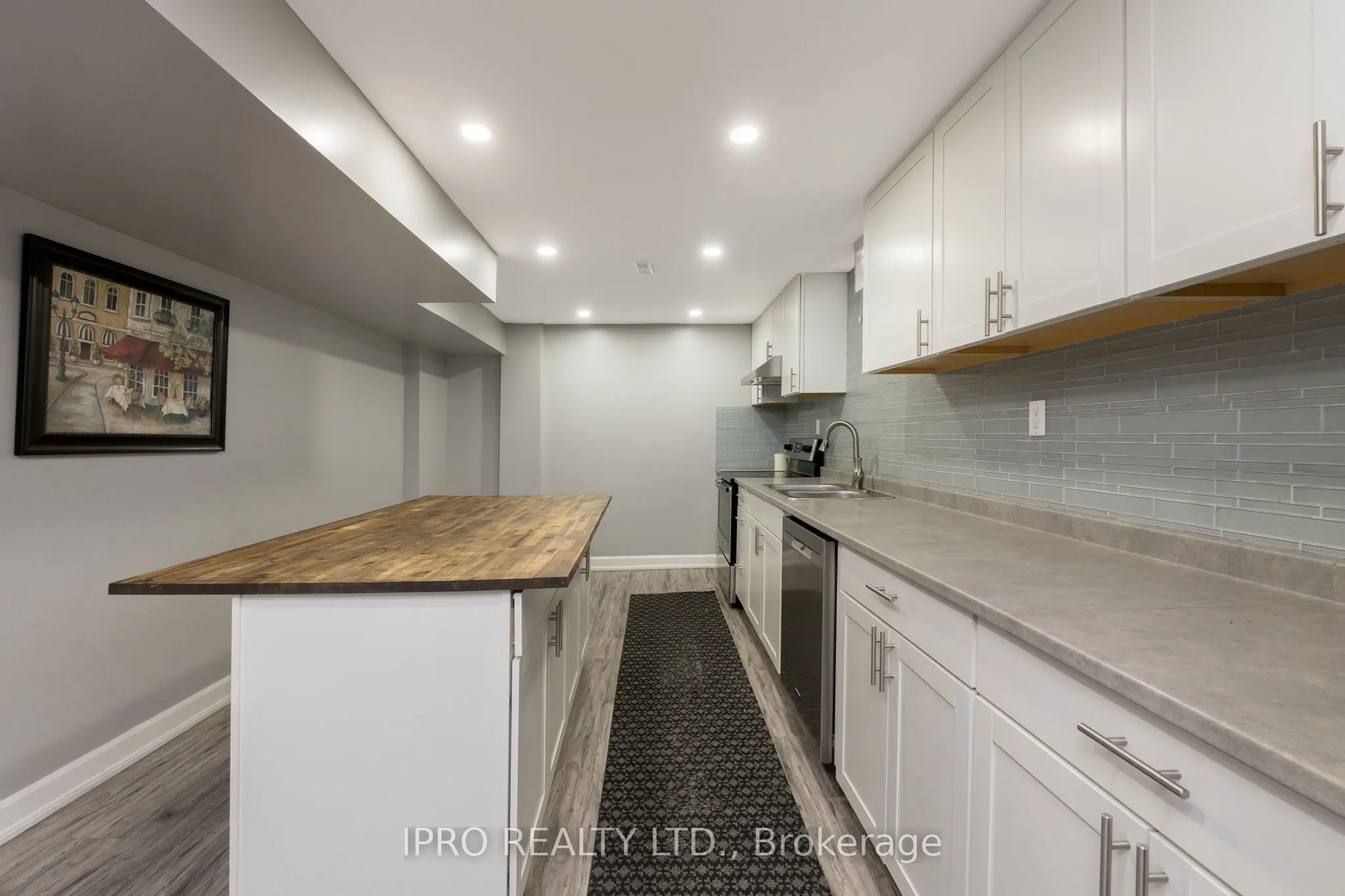 108 Zinnia Place