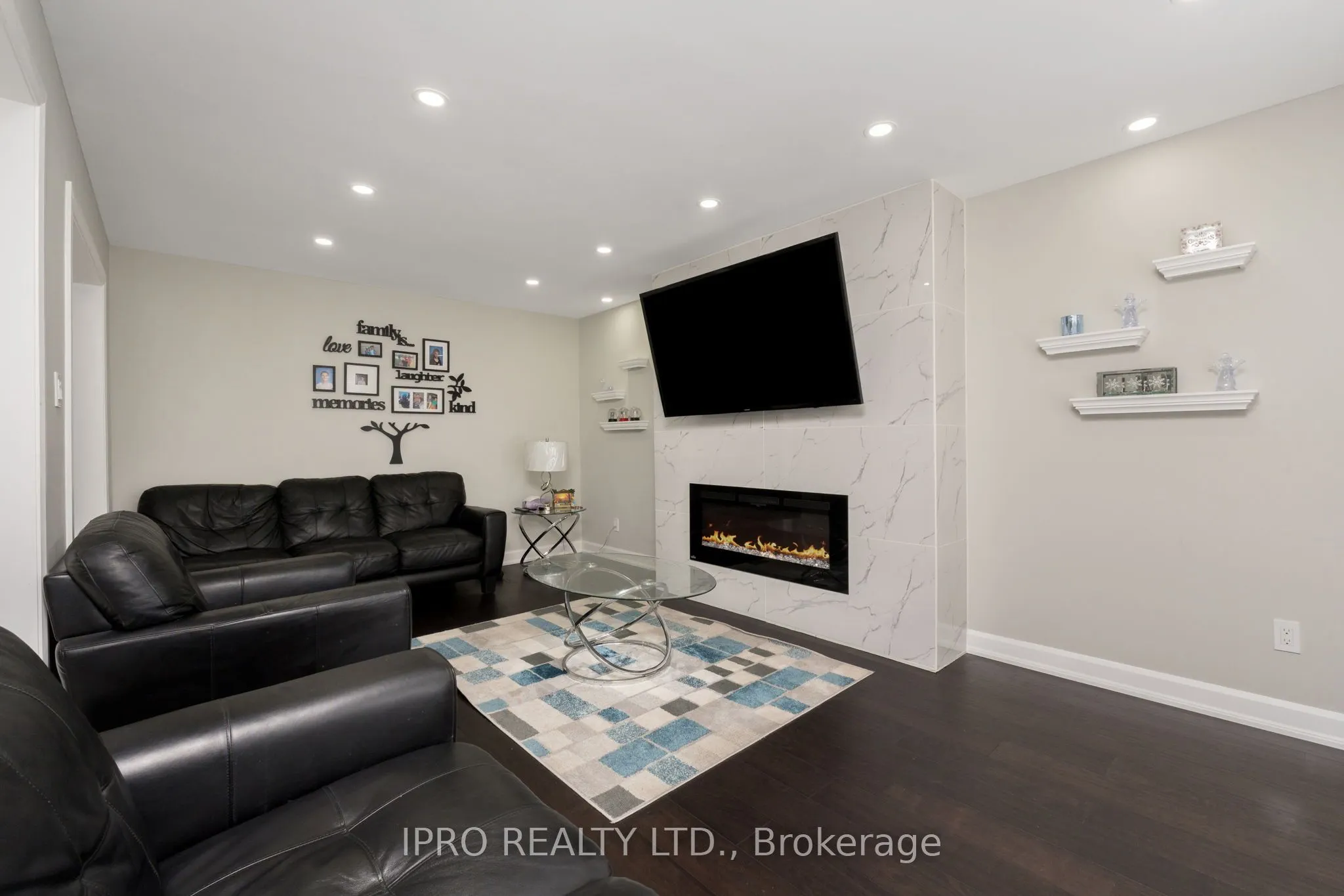 108 Zinnia Place