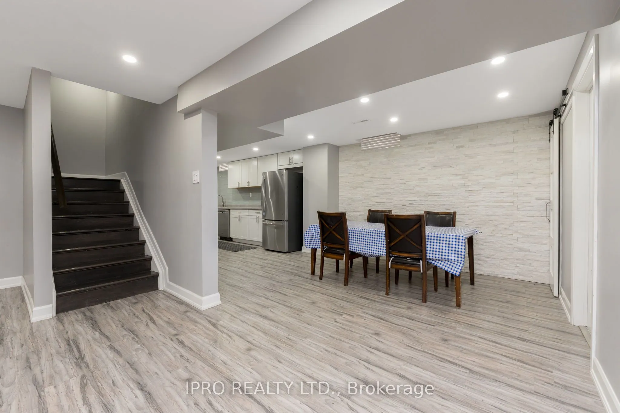 108 Zinnia Place