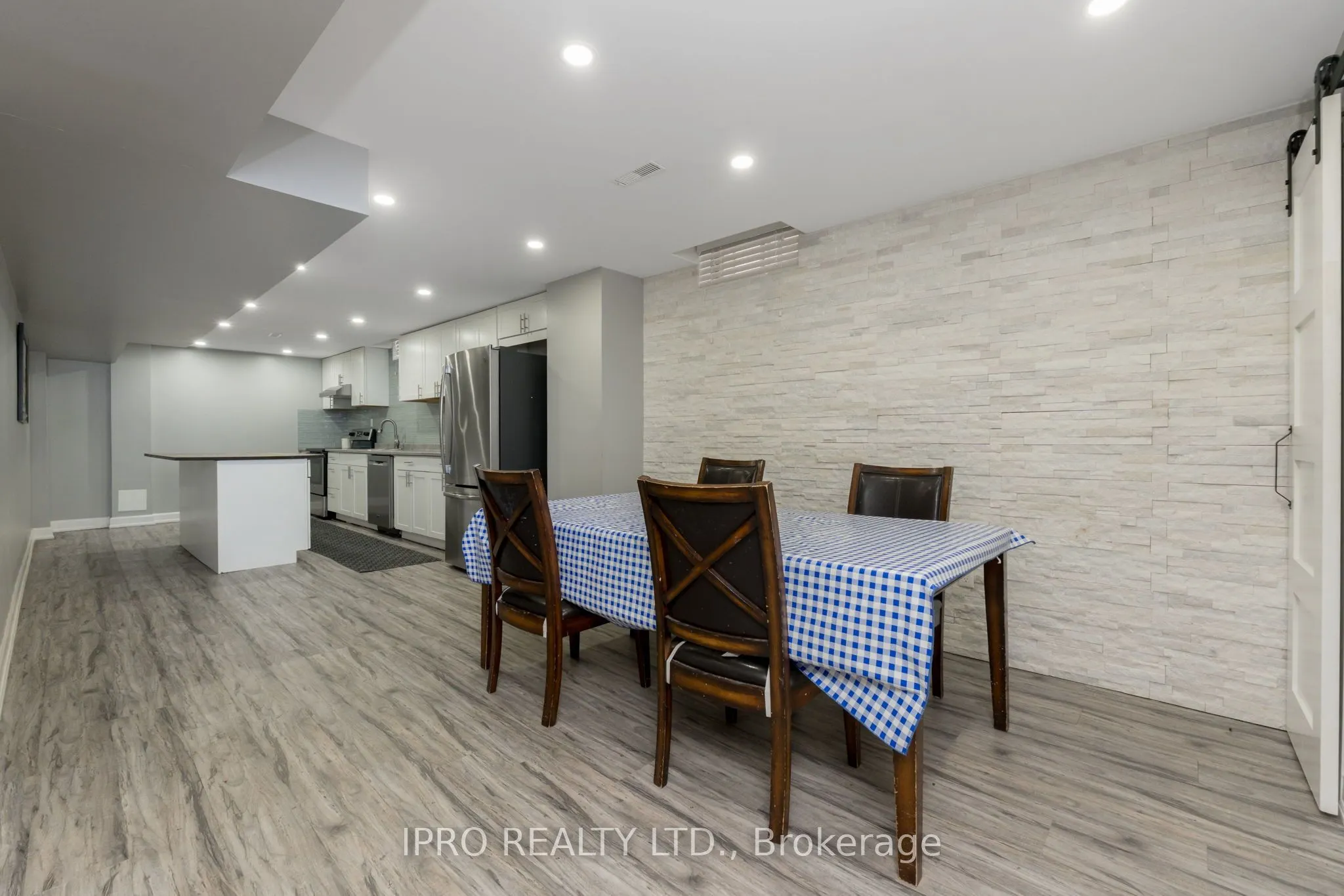 108 Zinnia Place