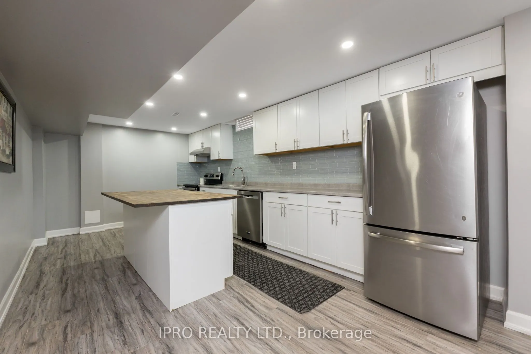 108 Zinnia Place