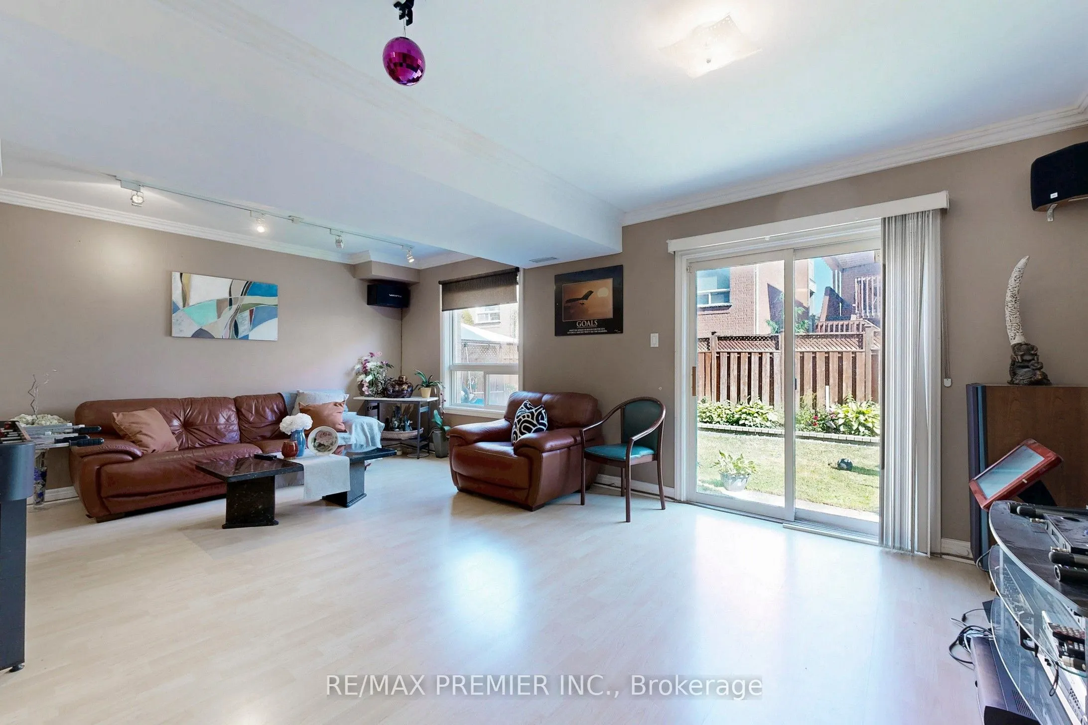 46 Tierra Avenue