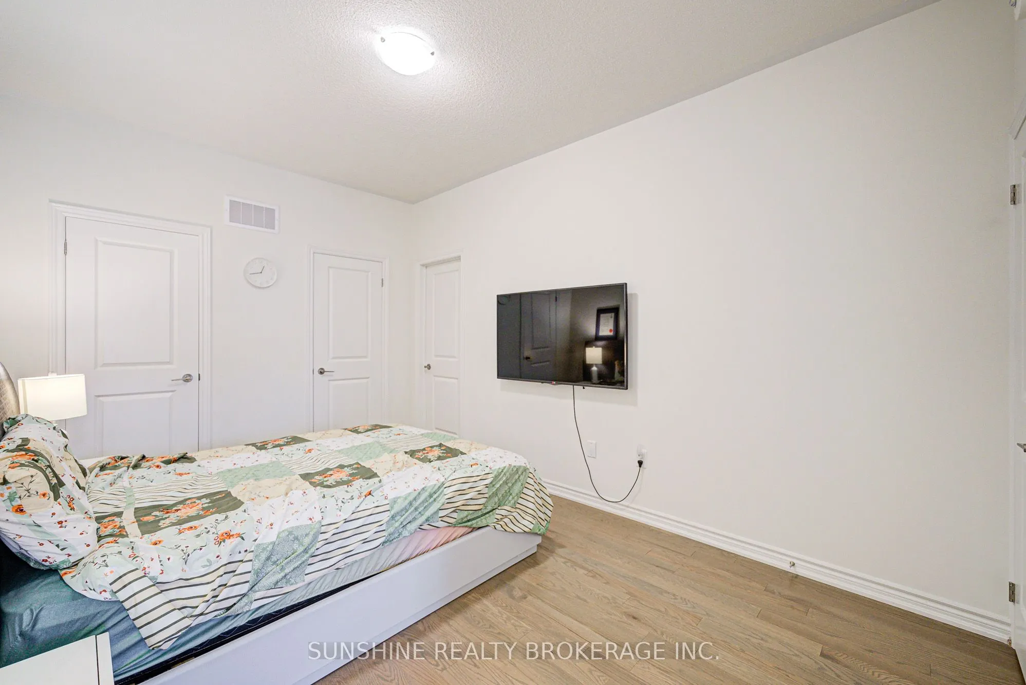 8 Mel Irving Drive