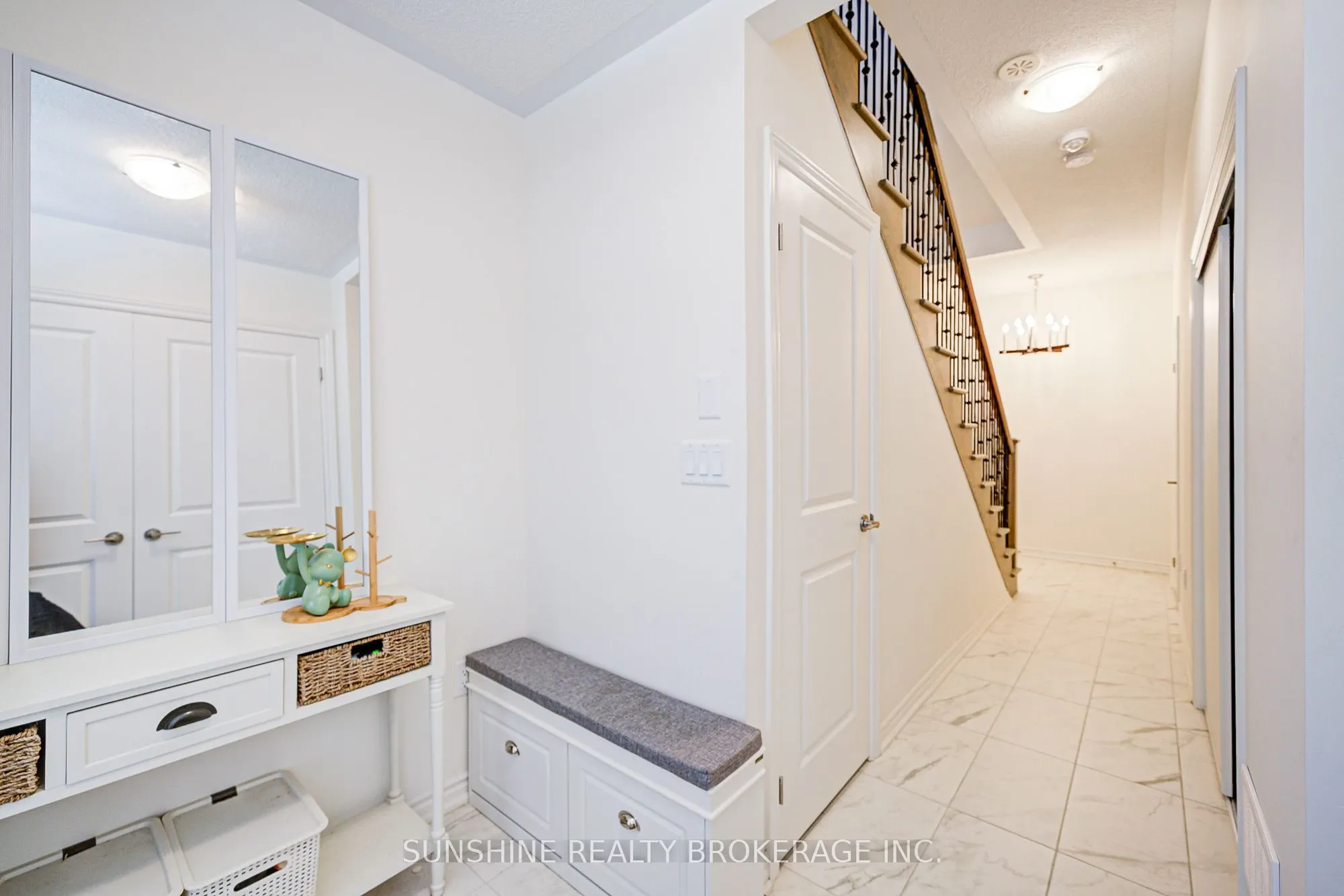 8 Mel Irving Drive